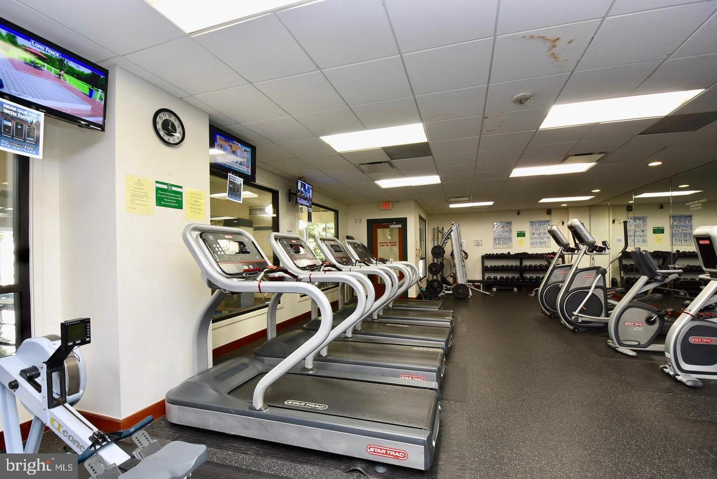 203 YOAKUM PKWY #715, ALEXANDRIA, Virginia 22304, 1 Bedroom Bedrooms, ,1 BathroomBathrooms,Residential,For sale,203 YOAKUM PKWY #715,VAAX2053582 MLS # VAAX2053582