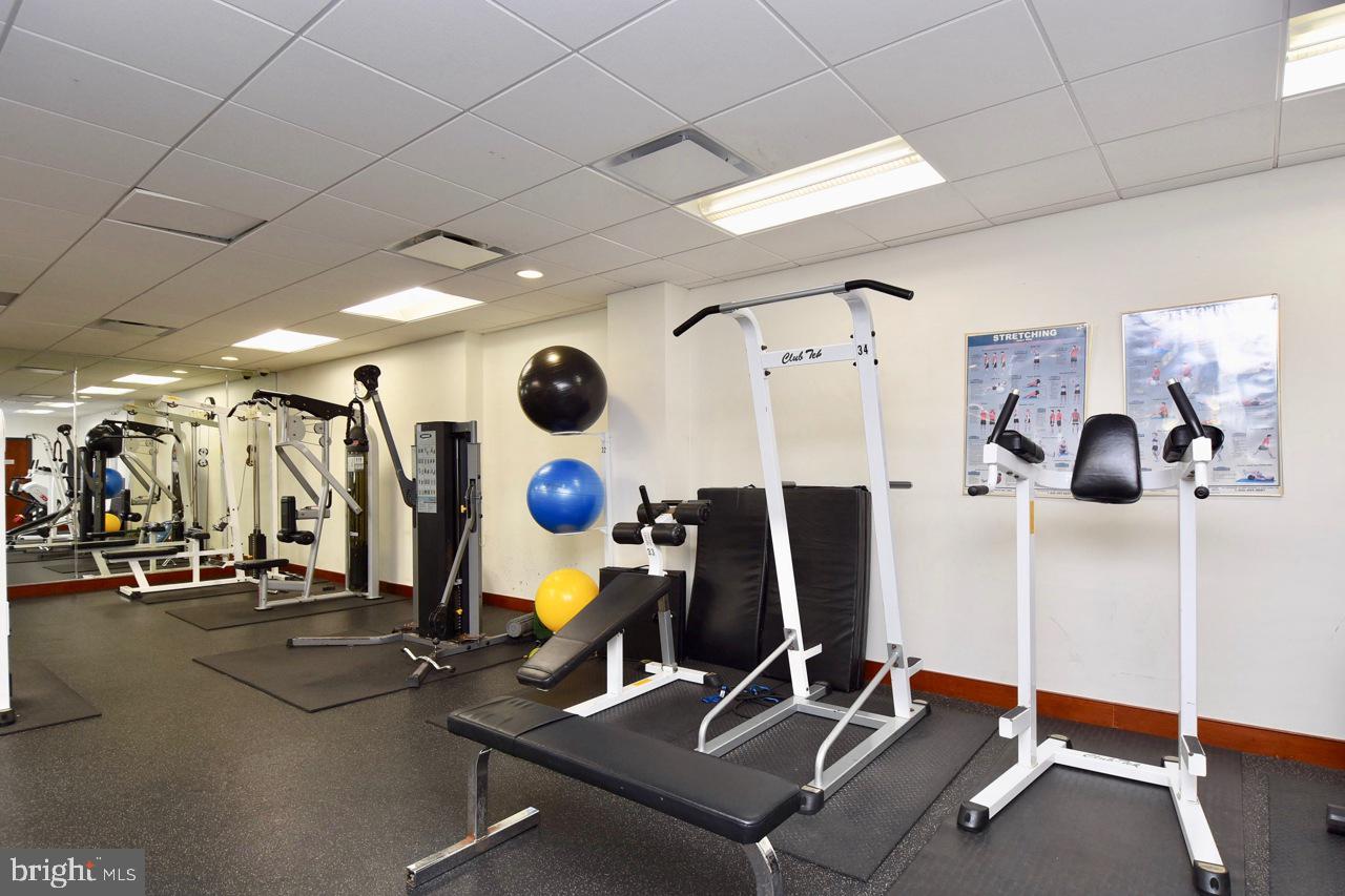 203 YOAKUM PKWY #715, ALEXANDRIA, Virginia 22304, 1 Bedroom Bedrooms, ,1 BathroomBathrooms,Residential,For sale,203 YOAKUM PKWY #715,VAAX2053582 MLS # VAAX2053582