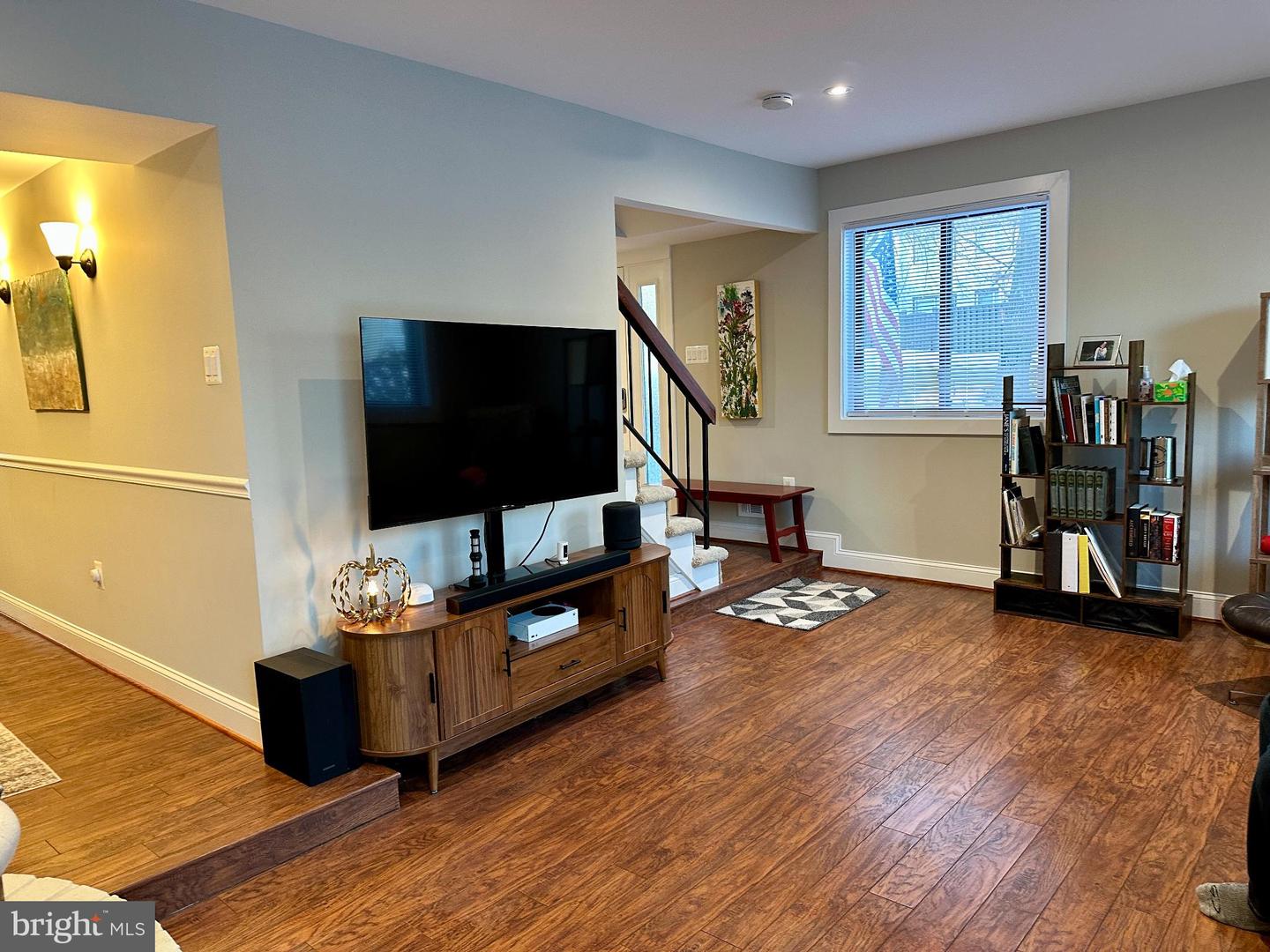 19 CAROUSEL CT, STERLING, Virginia 20164, 4 Bedrooms Bedrooms, 12 Rooms Rooms,2 BathroomsBathrooms,Residential,For sale,19 CAROUSEL CT,VALO2114830 MLS # VALO2114830