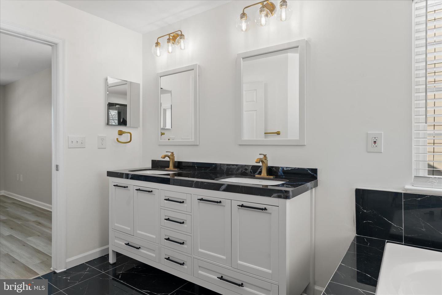 3108 TULIP TREE PL, DUMFRIES, Virginia 22026, 5 Bedrooms Bedrooms, ,3 BathroomsBathrooms,Residential,For sale,3108 TULIP TREE PL,VAPW2111442 MLS # VAPW2111442