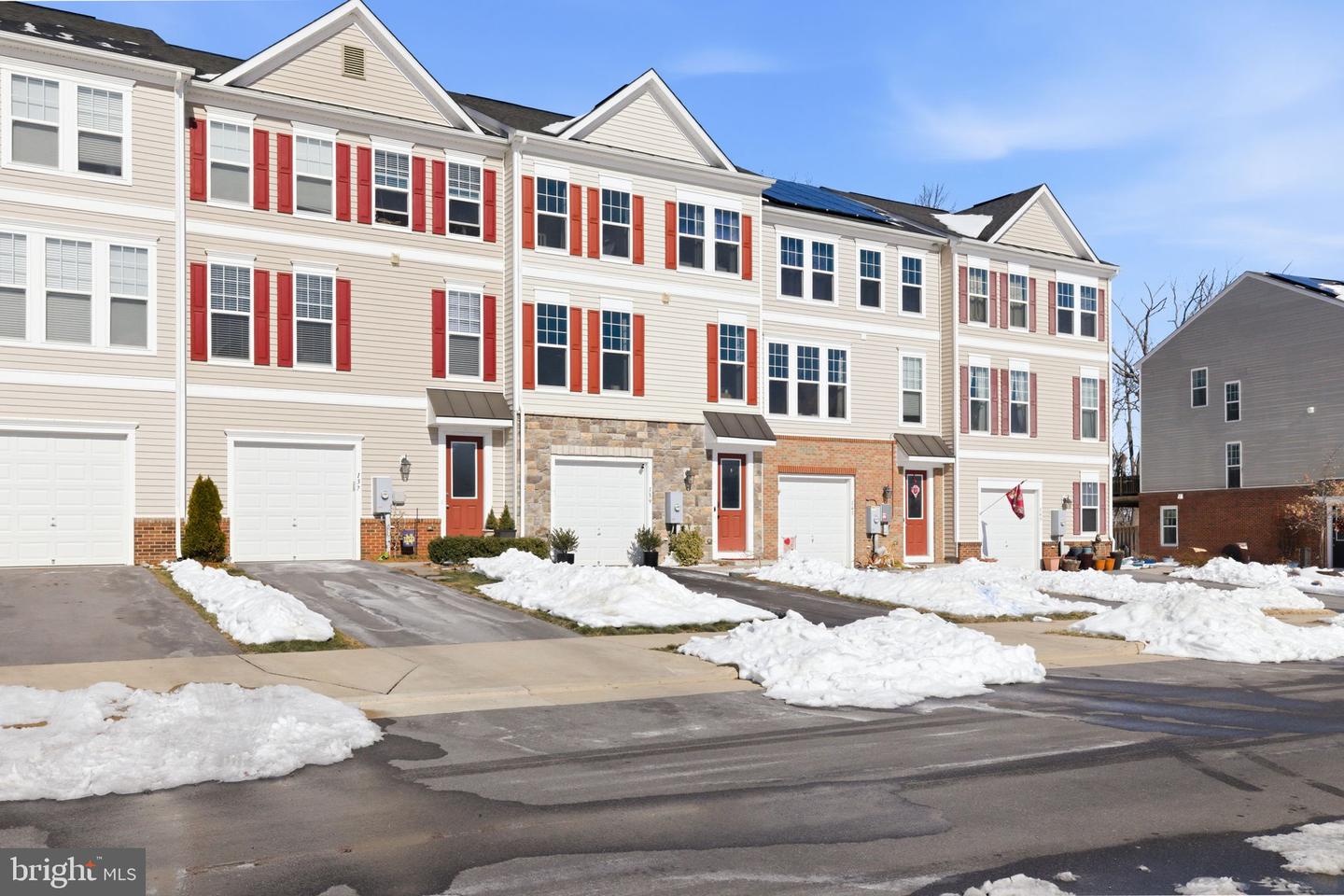 139 BISCANE CT, WINCHESTER, Virginia 22602, 3 Bedrooms Bedrooms, 7 Rooms Rooms,3 BathroomsBathrooms,Residential,For sale,139 BISCANE CT,VAFV2039270 MLS # VAFV2039270