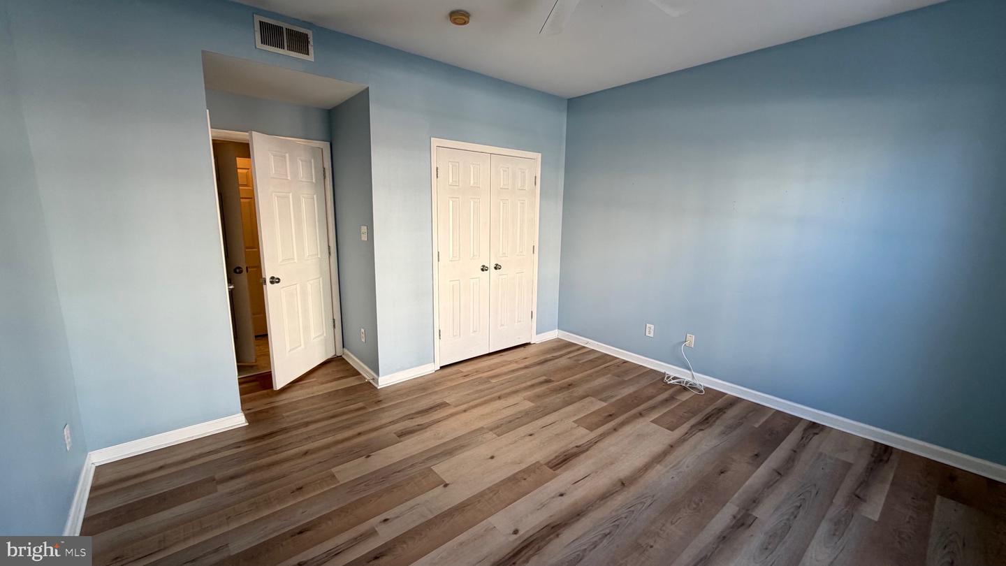 300 RIVERBEND DR #1E, CHARLOTTESVILLE, Virginia 22911, 2 Bedrooms Bedrooms, 4 Rooms Rooms,2 BathroomsBathrooms,Residential,For sale,300 RIVERBEND DR #1E,VAAB2001156 MLS # VAAB2001156