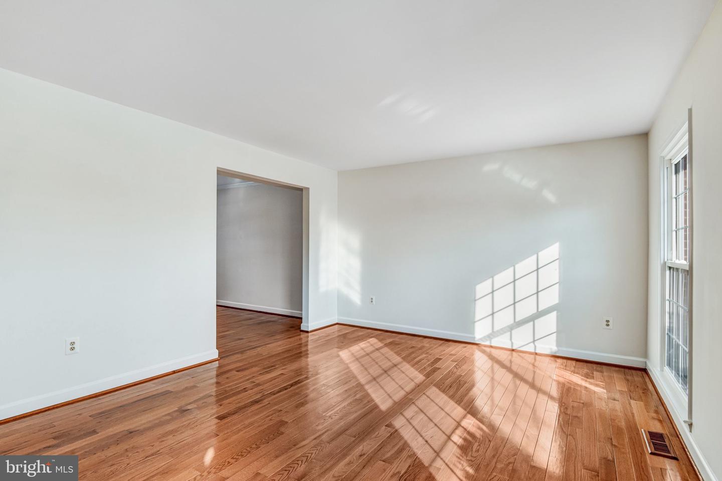 9222 PLACID ST, MANASSAS, Virginia 20110, 4 Bedrooms Bedrooms, ,2 BathroomsBathrooms,Residential,For sale,9222 PLACID ST,VAMN2010146 MLS # VAMN2010146