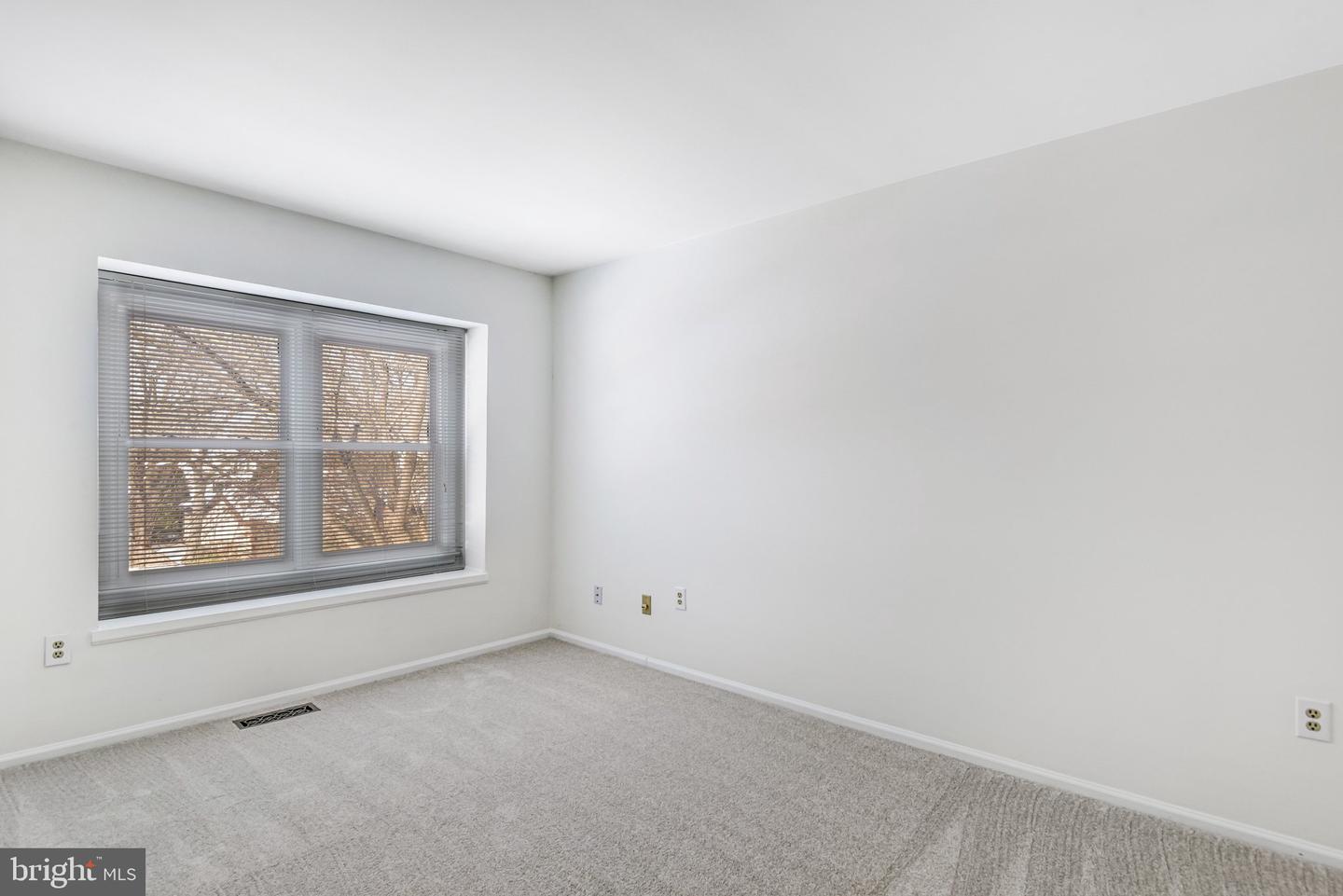 9222 PLACID ST, MANASSAS, Virginia 20110, 4 Bedrooms Bedrooms, ,2 BathroomsBathrooms,Residential,For sale,9222 PLACID ST,VAMN2010146 MLS # VAMN2010146