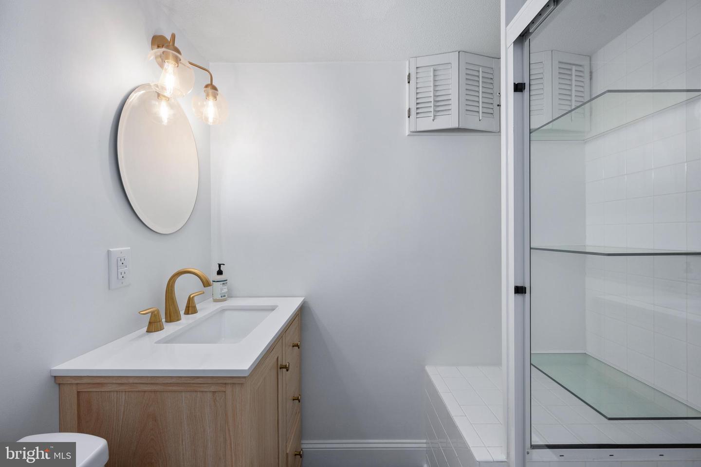 1 WALTER CIR, FREDERICKSBURG, Virginia 22405, 3 Bedrooms Bedrooms, ,3 BathroomsBathrooms,Residential,For sale,1 WALTER CIR,VAST2045590 MLS # VAST2045590