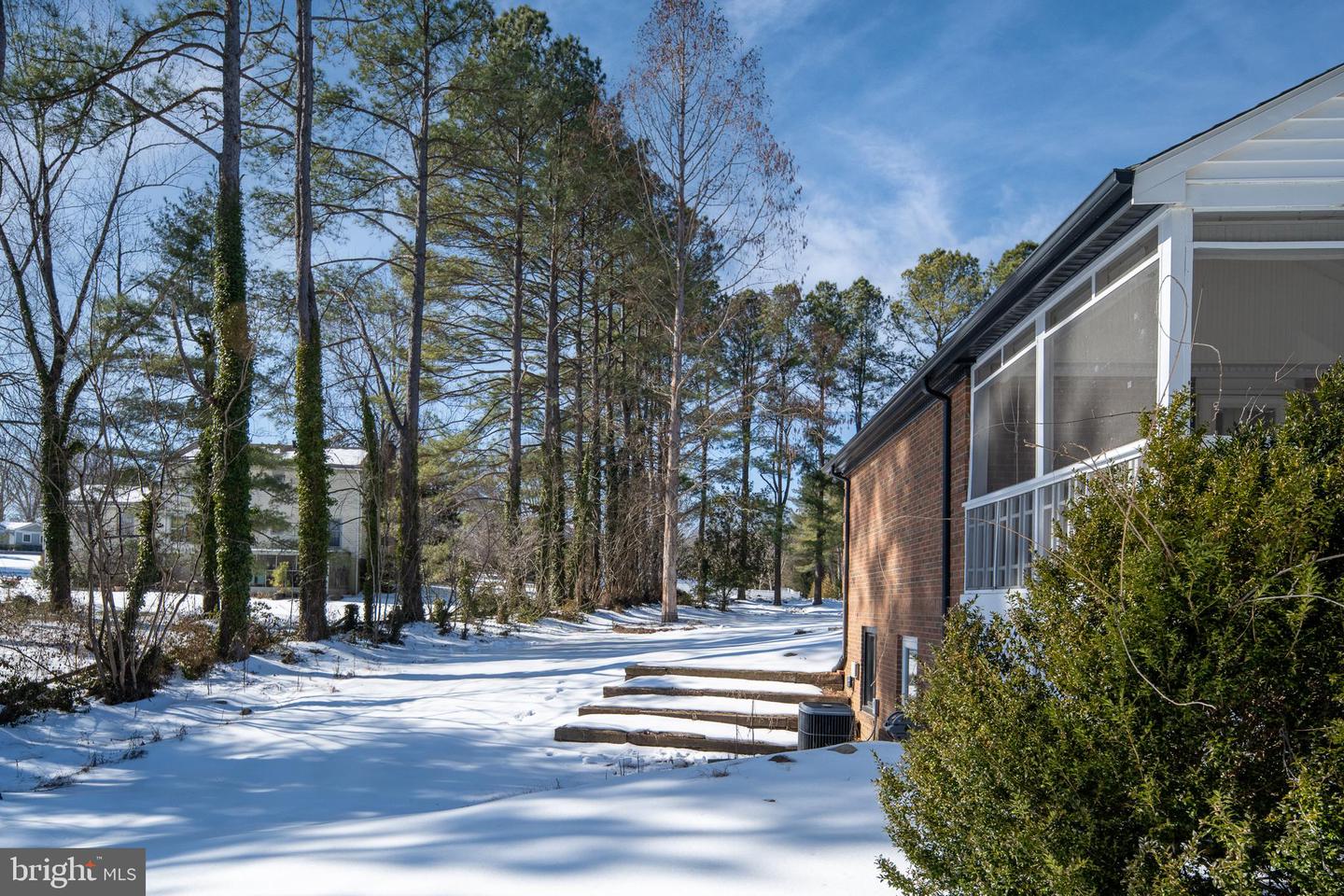 1 WALTER CIR, FREDERICKSBURG, Virginia 22405, 3 Bedrooms Bedrooms, ,3 BathroomsBathrooms,Residential,For sale,1 WALTER CIR,VAST2045590 MLS # VAST2045590