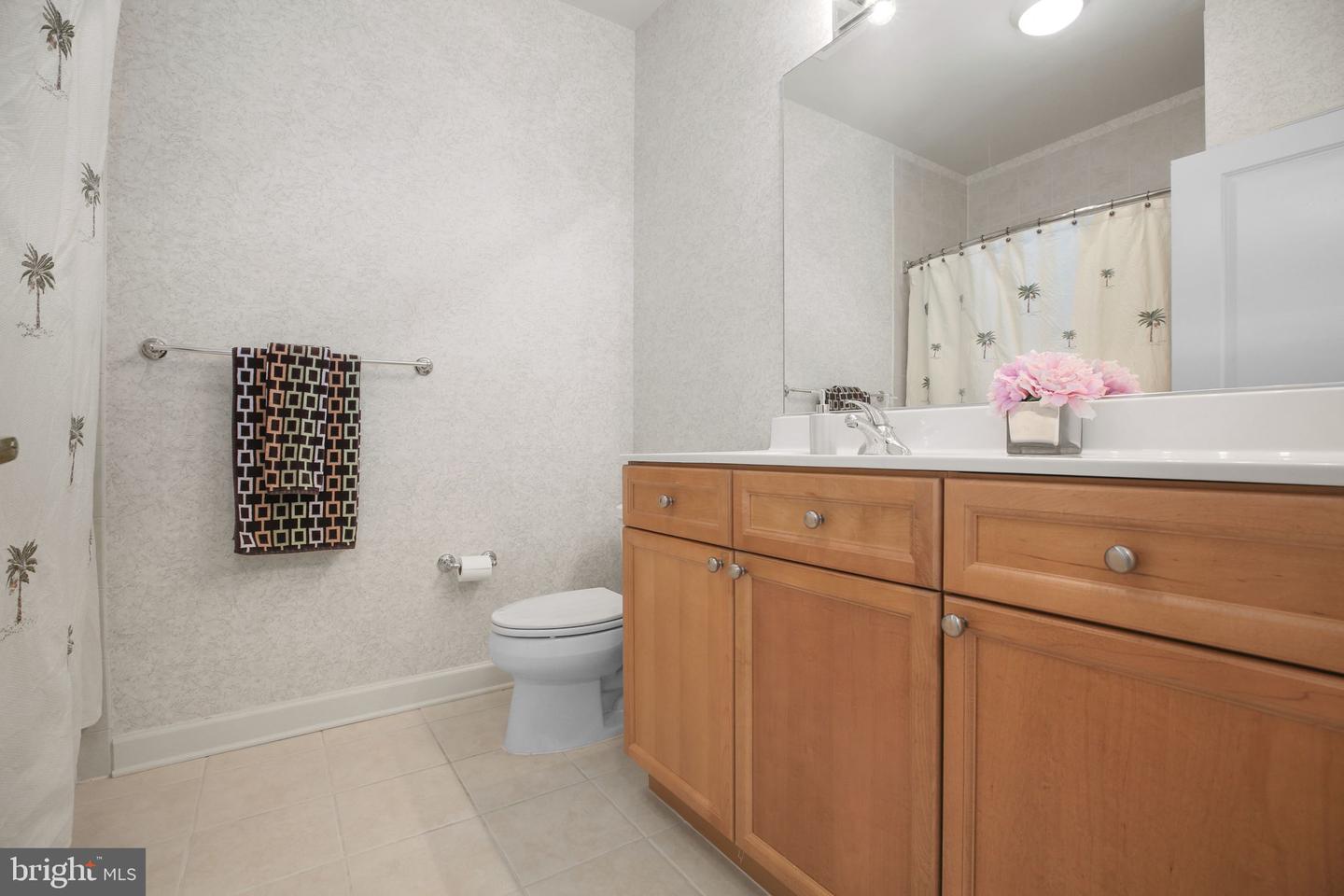 525 BELMONT BAY DR #303, WOODBRIDGE, Virginia 22191, 2 Bedrooms Bedrooms, ,2 BathroomsBathrooms,Residential,For sale,525 BELMONT BAY DR #303,VAPW2111566 MLS # VAPW2111566