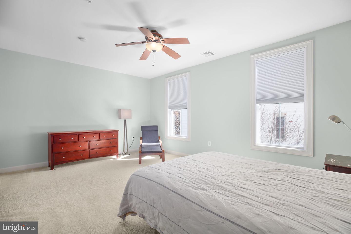 525 BELMONT BAY DR #303, WOODBRIDGE, Virginia 22191, 2 Bedrooms Bedrooms, ,2 BathroomsBathrooms,Residential,For sale,525 BELMONT BAY DR #303,VAPW2111566 MLS # VAPW2111566