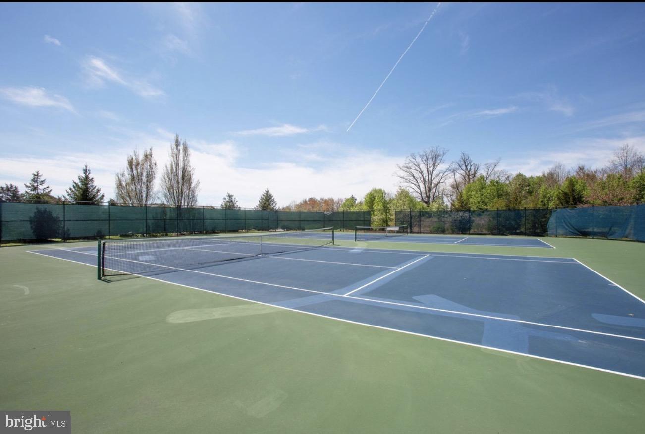 525 BELMONT BAY DR #303, WOODBRIDGE, Virginia 22191, 2 Bedrooms Bedrooms, ,2 BathroomsBathrooms,Residential,For sale,525 BELMONT BAY DR #303,VAPW2111566 MLS # VAPW2111566