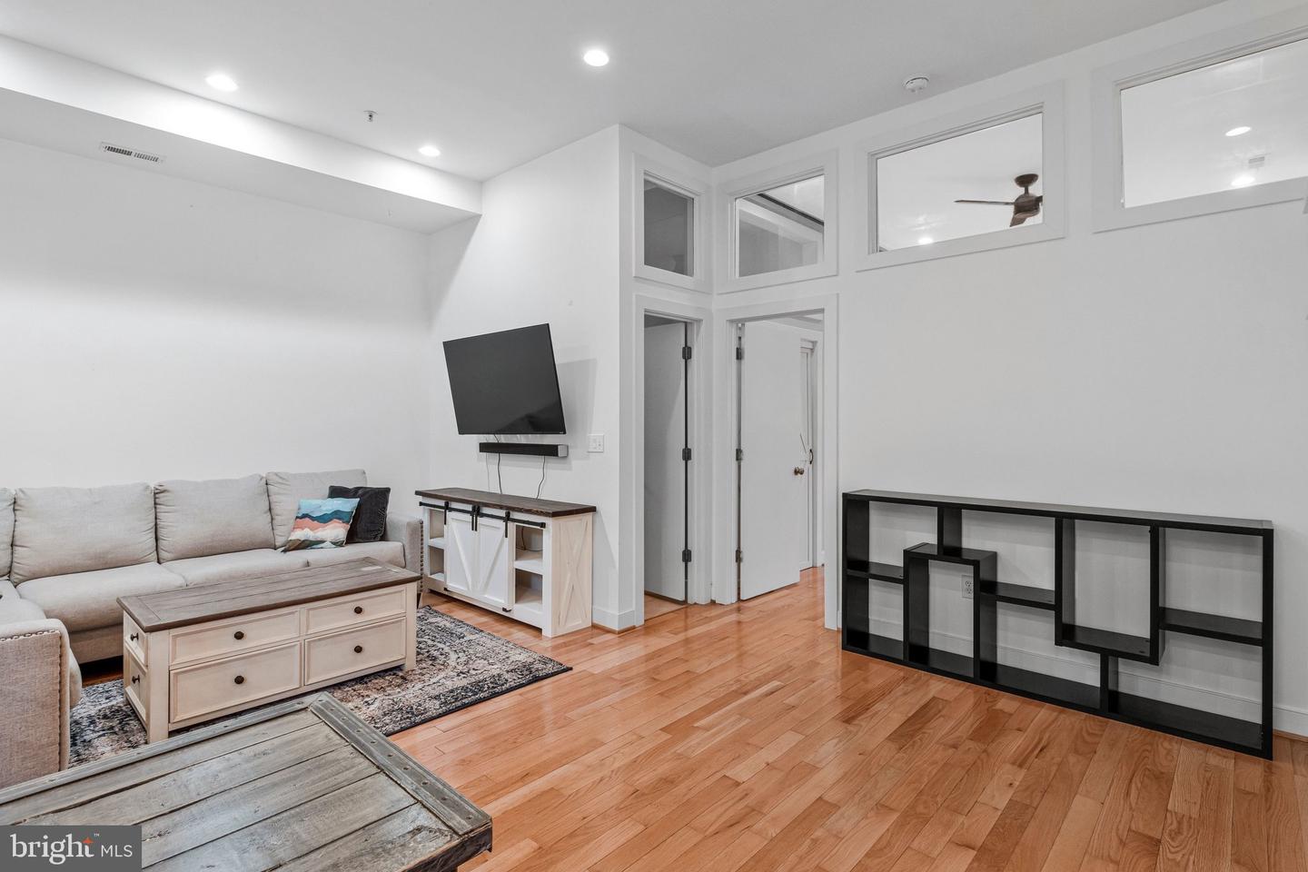 1240 4TH ST NW #T, WASHINGTON, District Of Columbia 20001, 1 Bedroom Bedrooms, 9 Rooms Rooms,2 BathroomsBathrooms,Residential,For sale,1240 4TH ST NW #T,DCDC2243996 MLS # DCDC2243996