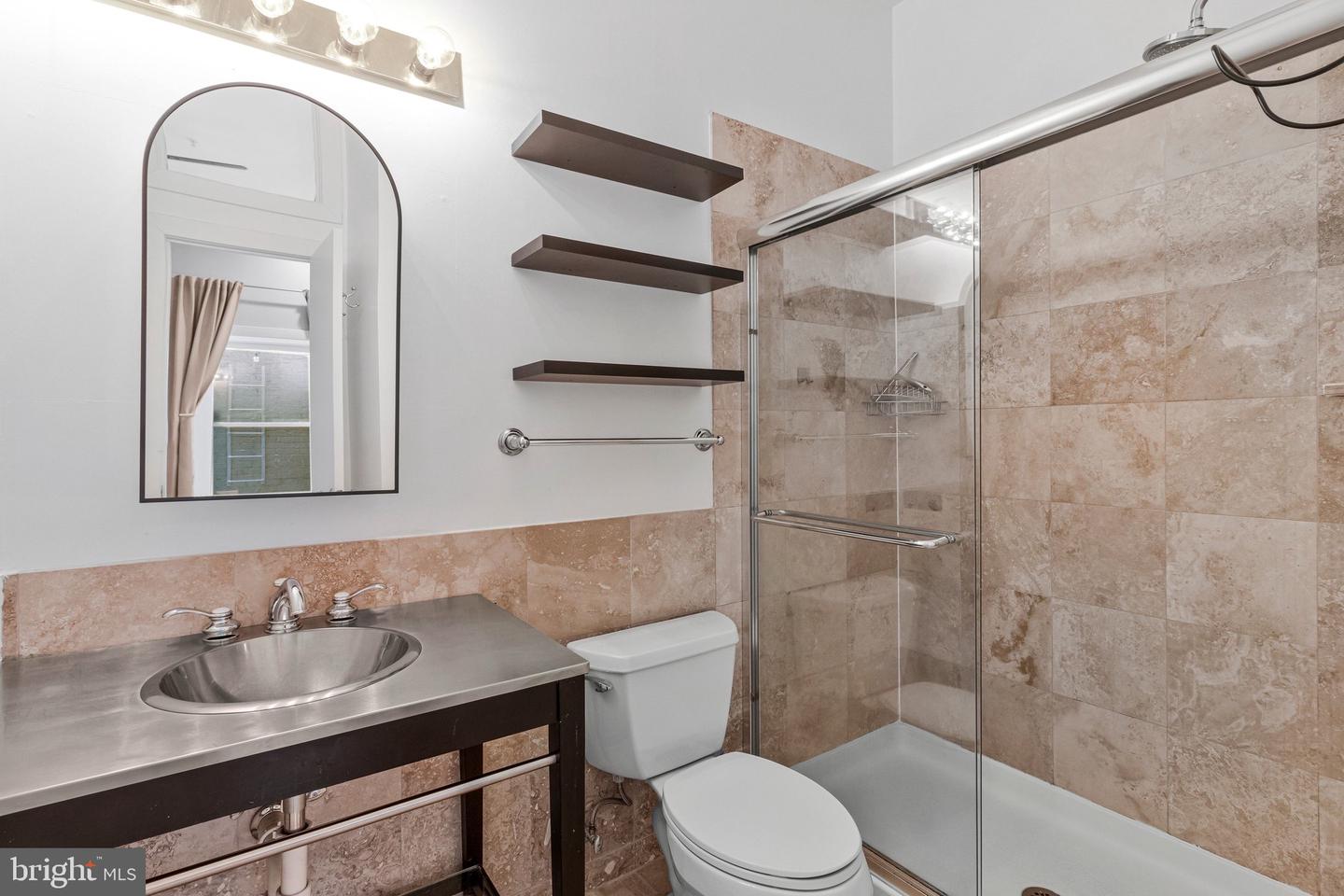 1240 4TH ST NW #T, WASHINGTON, District Of Columbia 20001, 1 Bedroom Bedrooms, 9 Rooms Rooms,2 BathroomsBathrooms,Residential,For sale,1240 4TH ST NW #T,DCDC2243996 MLS # DCDC2243996