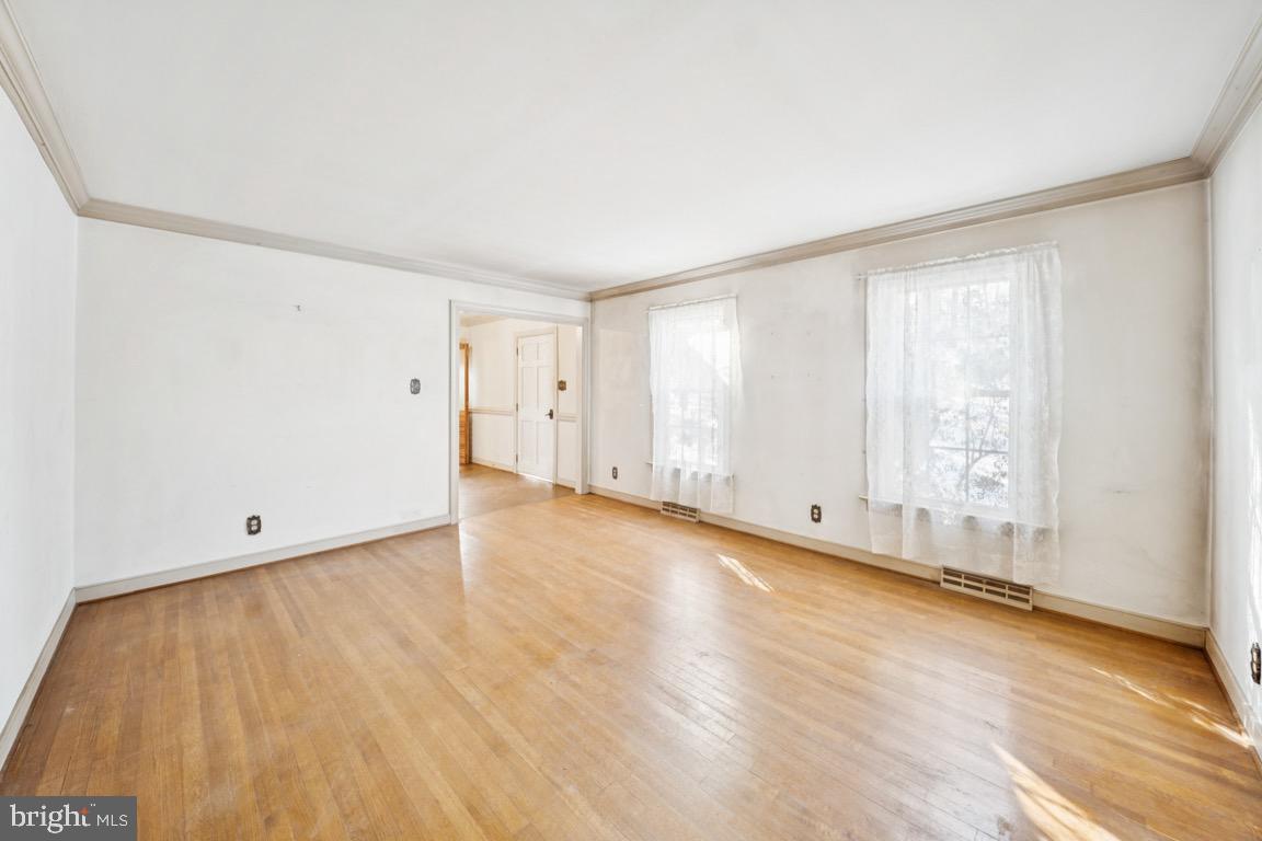 581 PANTELA DR, NORTH CHESTERFIELD, Virginia 23224, 4 Bedrooms Bedrooms, ,2 BathroomsBathrooms,Residential,For sale,581 PANTELA DR,VACF2001370 MLS # VACF2001370