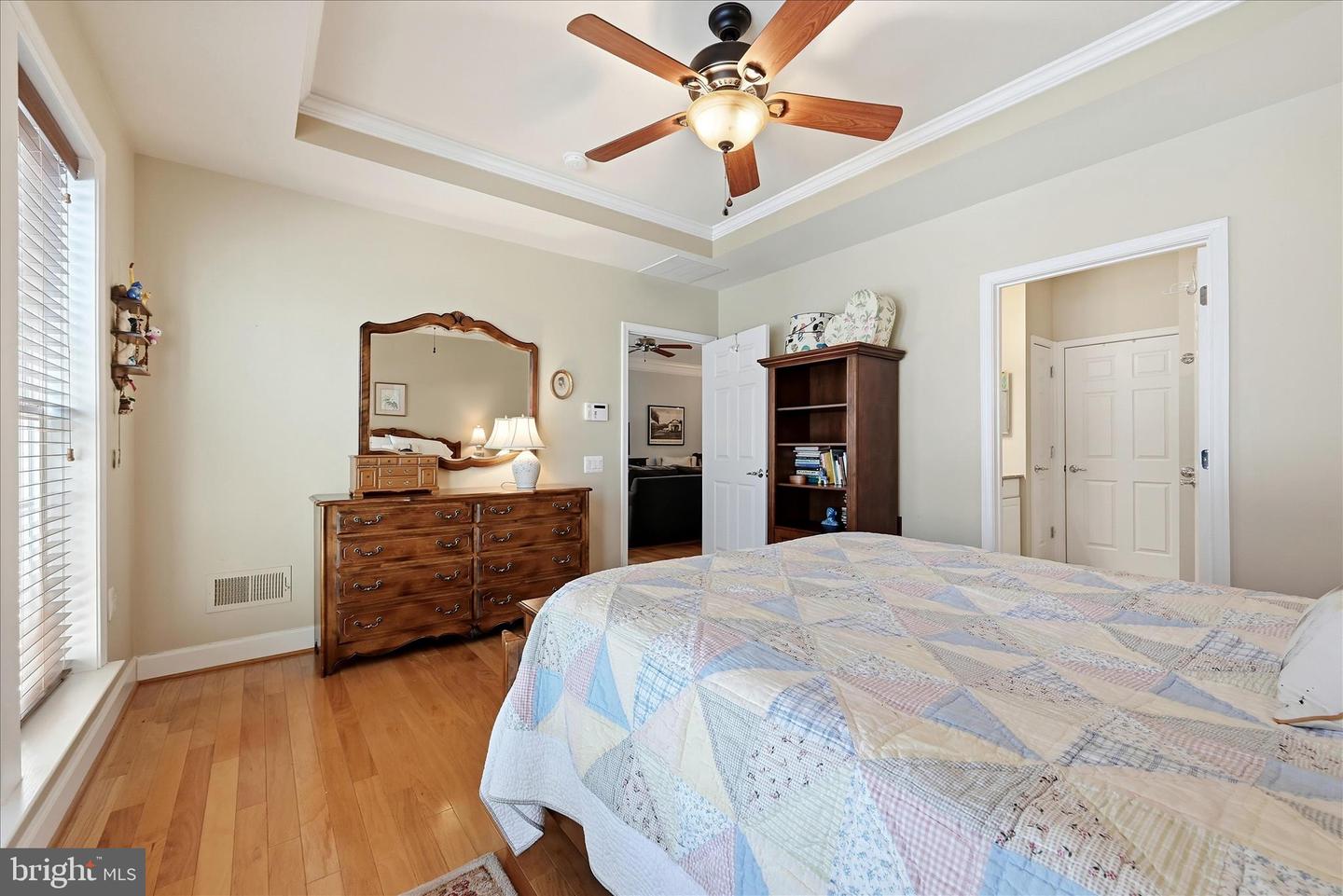 44397 OAKMONT MANOR SQ, ASHBURN, Virginia 20147, 3 Bedrooms Bedrooms, ,3 BathroomsBathrooms,Residential,For sale,44397 OAKMONT MANOR SQ,VALO2114998 MLS # VALO2114998