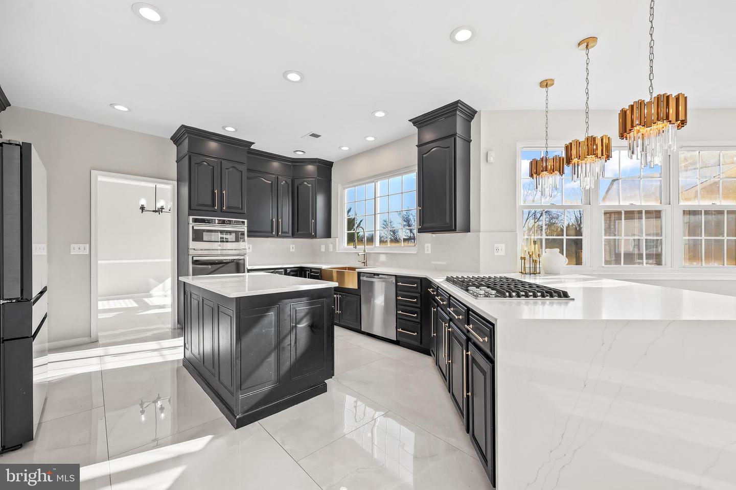 43170 PARKERS RIDGE DR, LEESBURG, Virginia 20176, 4 Bedrooms Bedrooms, ,3 BathroomsBathrooms,Residential,For sale,43170 PARKERS RIDGE DR,VALO2115024 MLS # VALO2115024