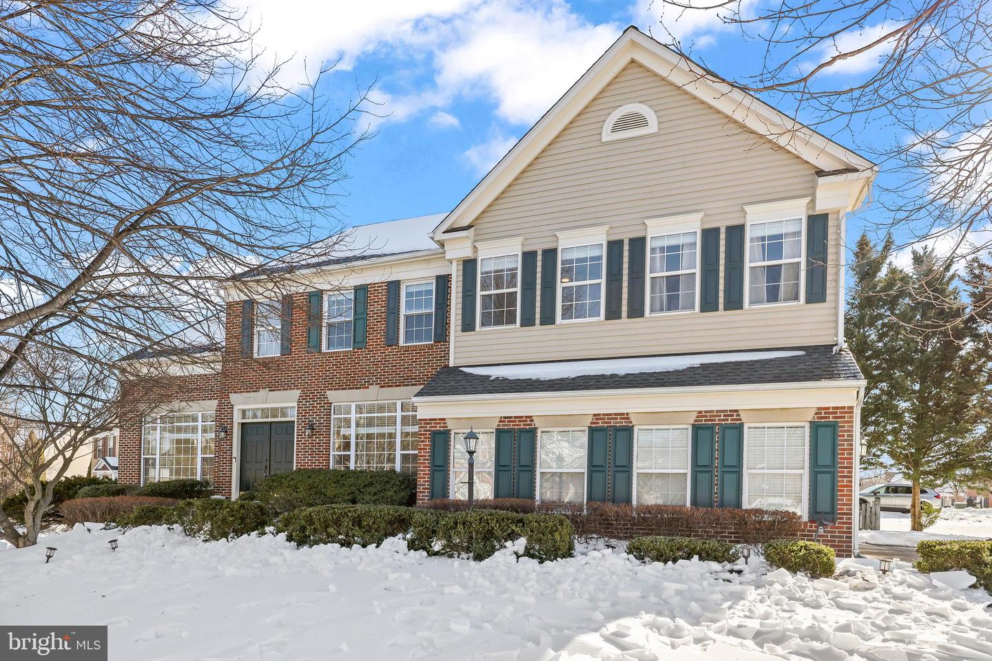 43170 PARKERS RIDGE DR, LEESBURG, Virginia 20176, 4 Bedrooms Bedrooms, ,3 BathroomsBathrooms,Residential,For sale,43170 PARKERS RIDGE DR,VALO2115024 MLS # VALO2115024