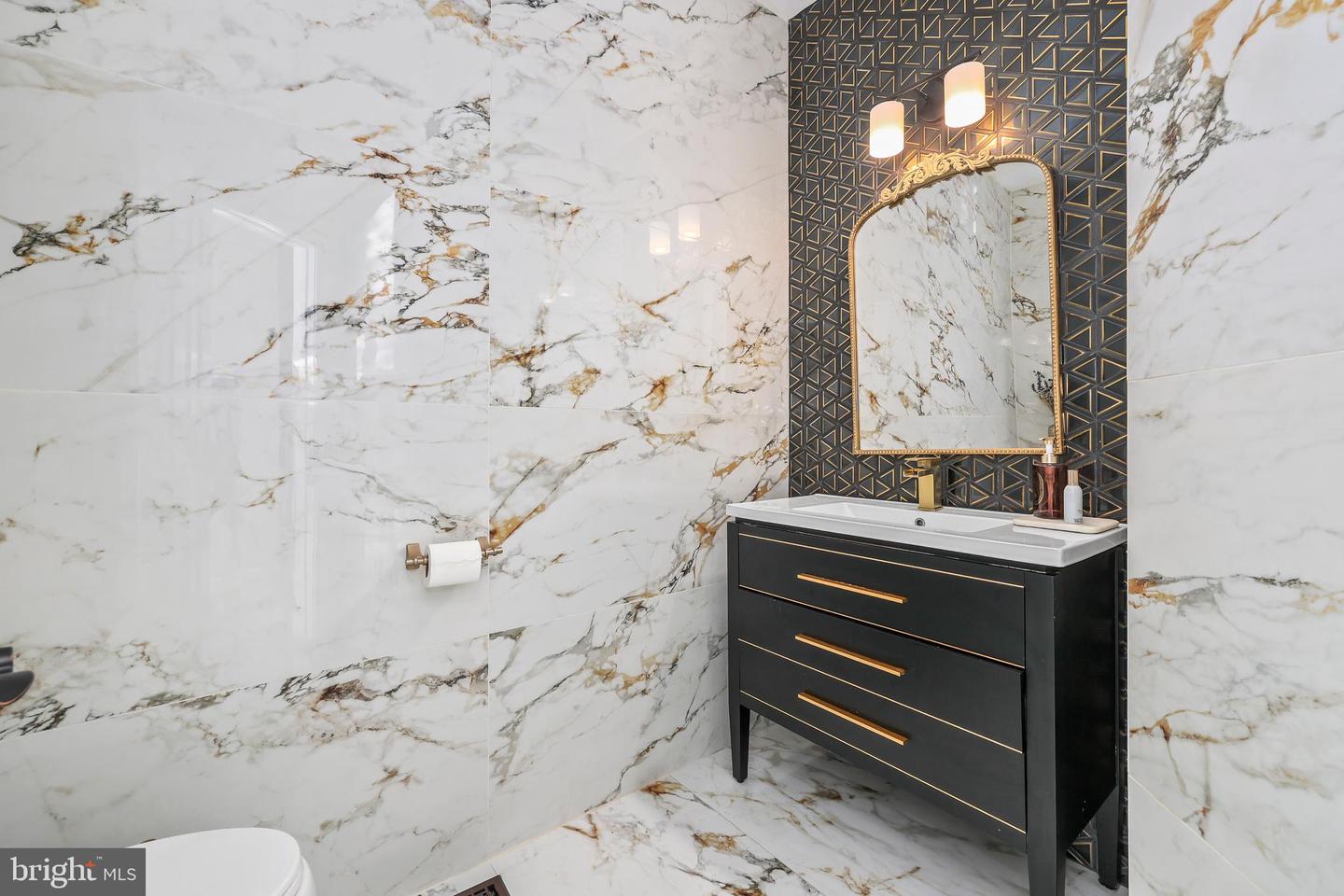 43170 PARKERS RIDGE DR, LEESBURG, Virginia 20176, 4 Bedrooms Bedrooms, ,3 BathroomsBathrooms,Residential,For sale,43170 PARKERS RIDGE DR,VALO2115024 MLS # VALO2115024