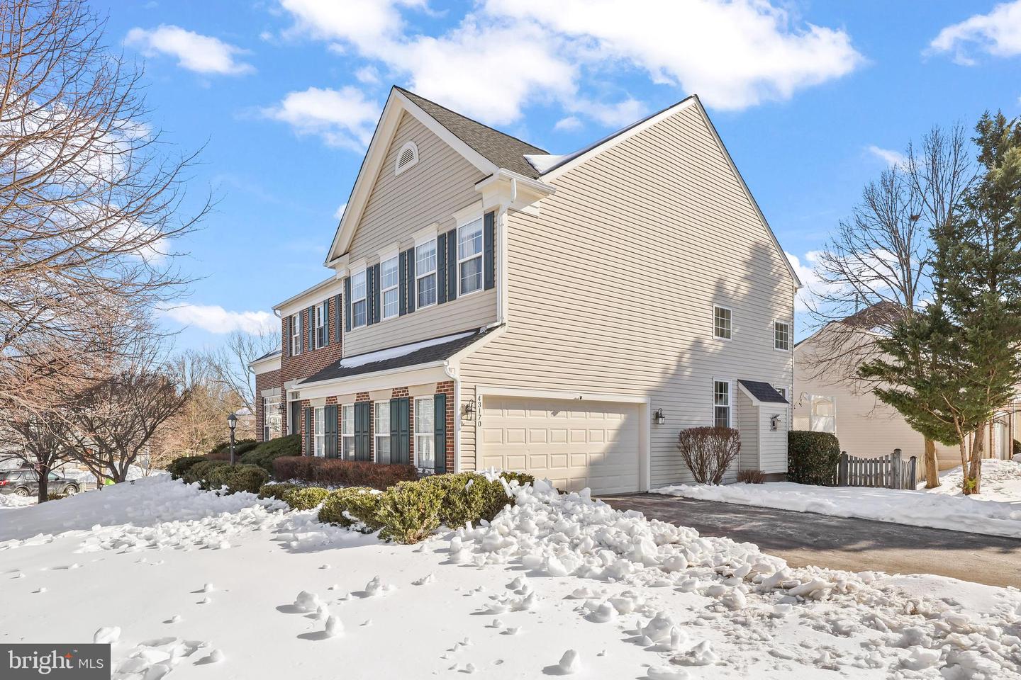 43170 PARKERS RIDGE DR, LEESBURG, Virginia 20176, 4 Bedrooms Bedrooms, ,3 BathroomsBathrooms,Residential,For sale,43170 PARKERS RIDGE DR,VALO2115024 MLS # VALO2115024