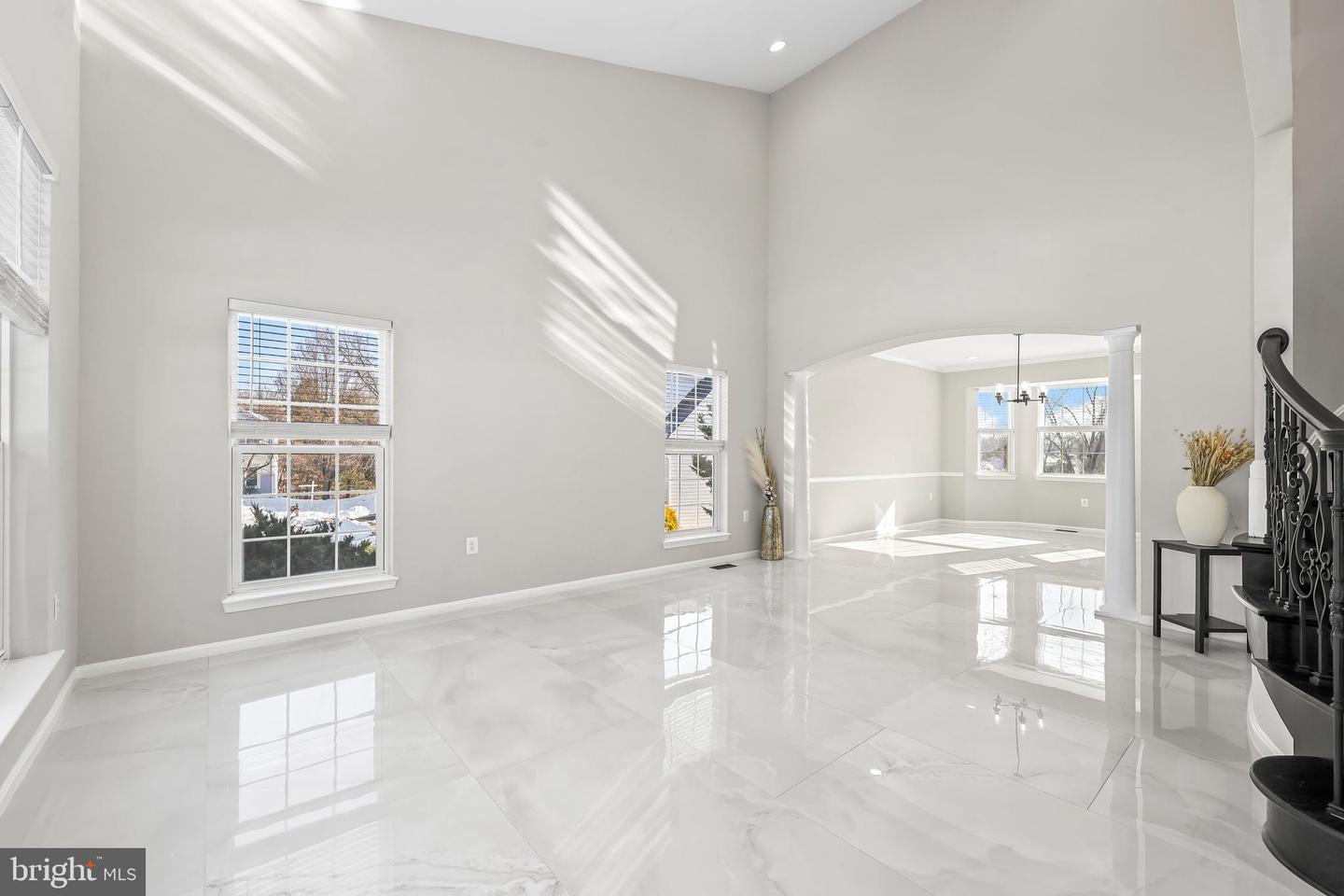 43170 PARKERS RIDGE DR, LEESBURG, Virginia 20176, 4 Bedrooms Bedrooms, ,3 BathroomsBathrooms,Residential,For sale,43170 PARKERS RIDGE DR,VALO2115024 MLS # VALO2115024