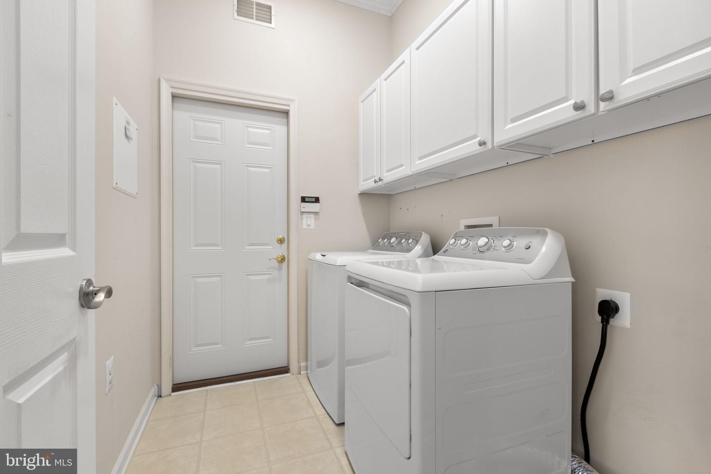 3 CHANTILLY PL, FREDERICKSBURG, Virginia 22406, 3 Bedrooms Bedrooms, ,3 BathroomsBathrooms,Residential,For sale,3 CHANTILLY PL,VAST2045654 MLS # VAST2045654