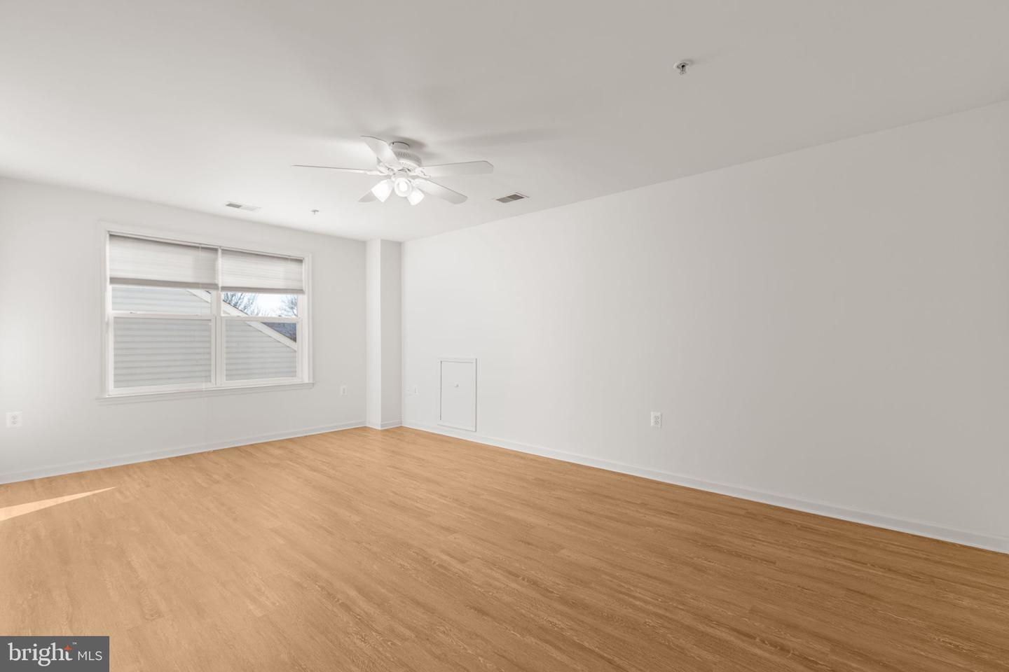 3 CHANTILLY PL, FREDERICKSBURG, Virginia 22406, 3 Bedrooms Bedrooms, ,3 BathroomsBathrooms,Residential,For sale,3 CHANTILLY PL,VAST2045654 MLS # VAST2045654