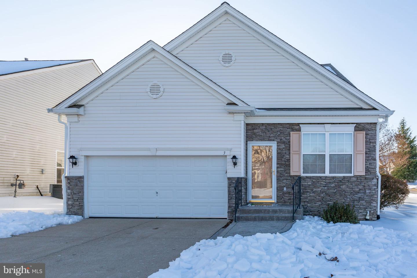 3 CHANTILLY PL, FREDERICKSBURG, Virginia 22406, 3 Bedrooms Bedrooms, ,3 BathroomsBathrooms,Residential,For sale,3 CHANTILLY PL,VAST2045654 MLS # VAST2045654