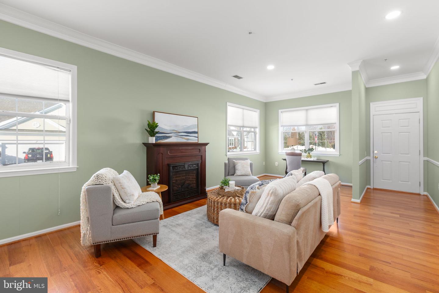 3 CHANTILLY PL, FREDERICKSBURG, Virginia 22406, 3 Bedrooms Bedrooms, ,3 BathroomsBathrooms,Residential,For sale,3 CHANTILLY PL,VAST2045654 MLS # VAST2045654