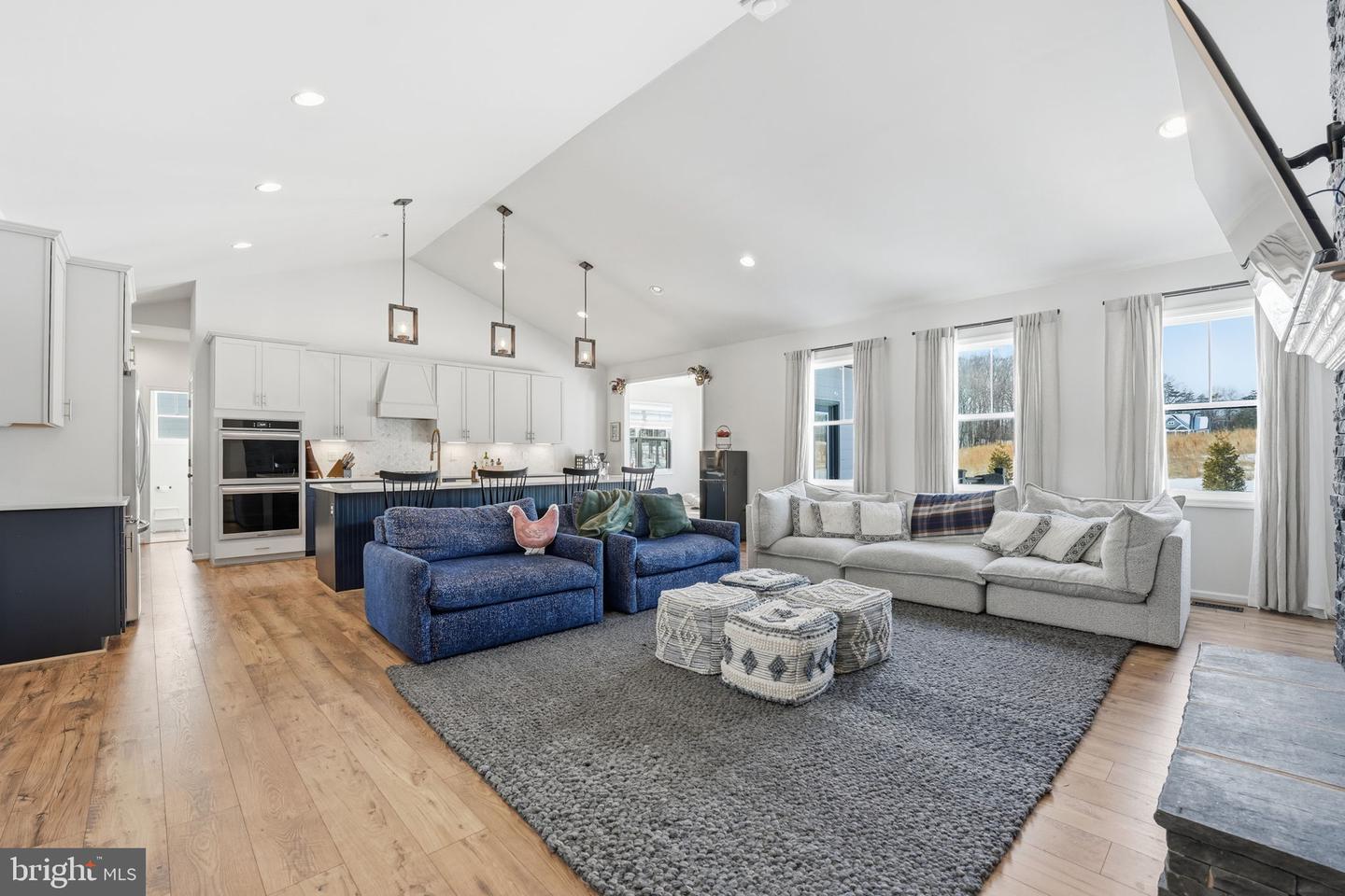 10580 MANLEY RD, NOKESVILLE, Virginia 20181, 5 Bedrooms Bedrooms, ,4 BathroomsBathrooms,Residential,For sale,10580 MANLEY RD,VAPW2111672 MLS # VAPW2111672