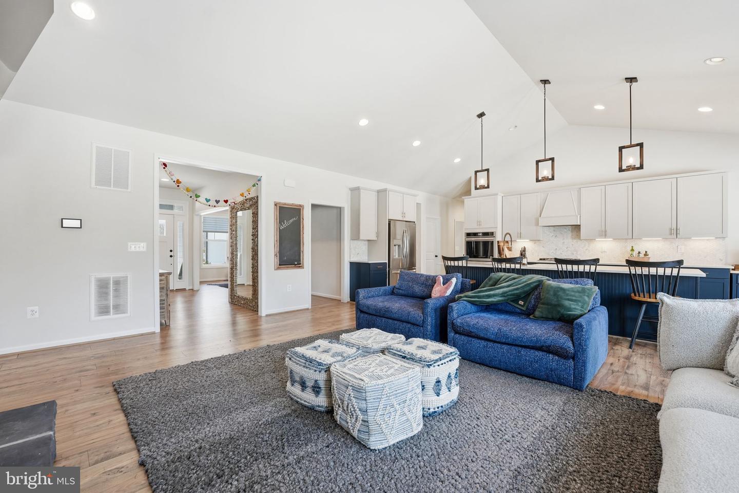 10580 MANLEY RD, NOKESVILLE, Virginia 20181, 5 Bedrooms Bedrooms, ,4 BathroomsBathrooms,Residential,For sale,10580 MANLEY RD,VAPW2111672 MLS # VAPW2111672