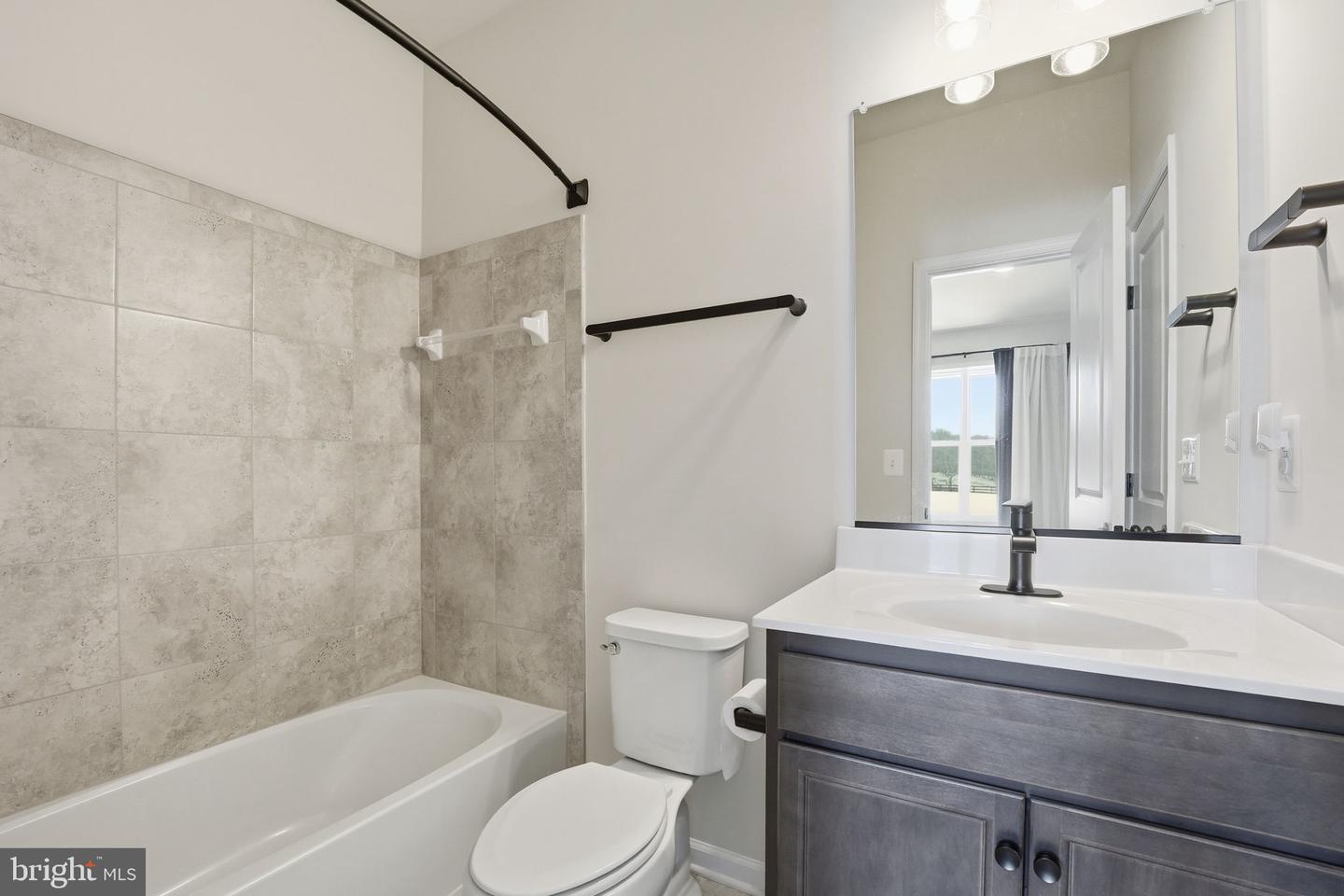 10580 MANLEY RD, NOKESVILLE, Virginia 20181, 5 Bedrooms Bedrooms, ,4 BathroomsBathrooms,Residential,For sale,10580 MANLEY RD,VAPW2111672 MLS # VAPW2111672