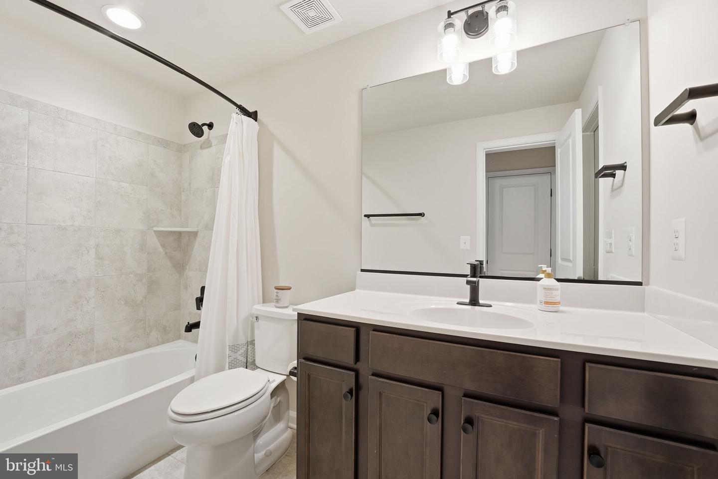 10580 MANLEY RD, NOKESVILLE, Virginia 20181, 5 Bedrooms Bedrooms, ,4 BathroomsBathrooms,Residential,For sale,10580 MANLEY RD,VAPW2111672 MLS # VAPW2111672