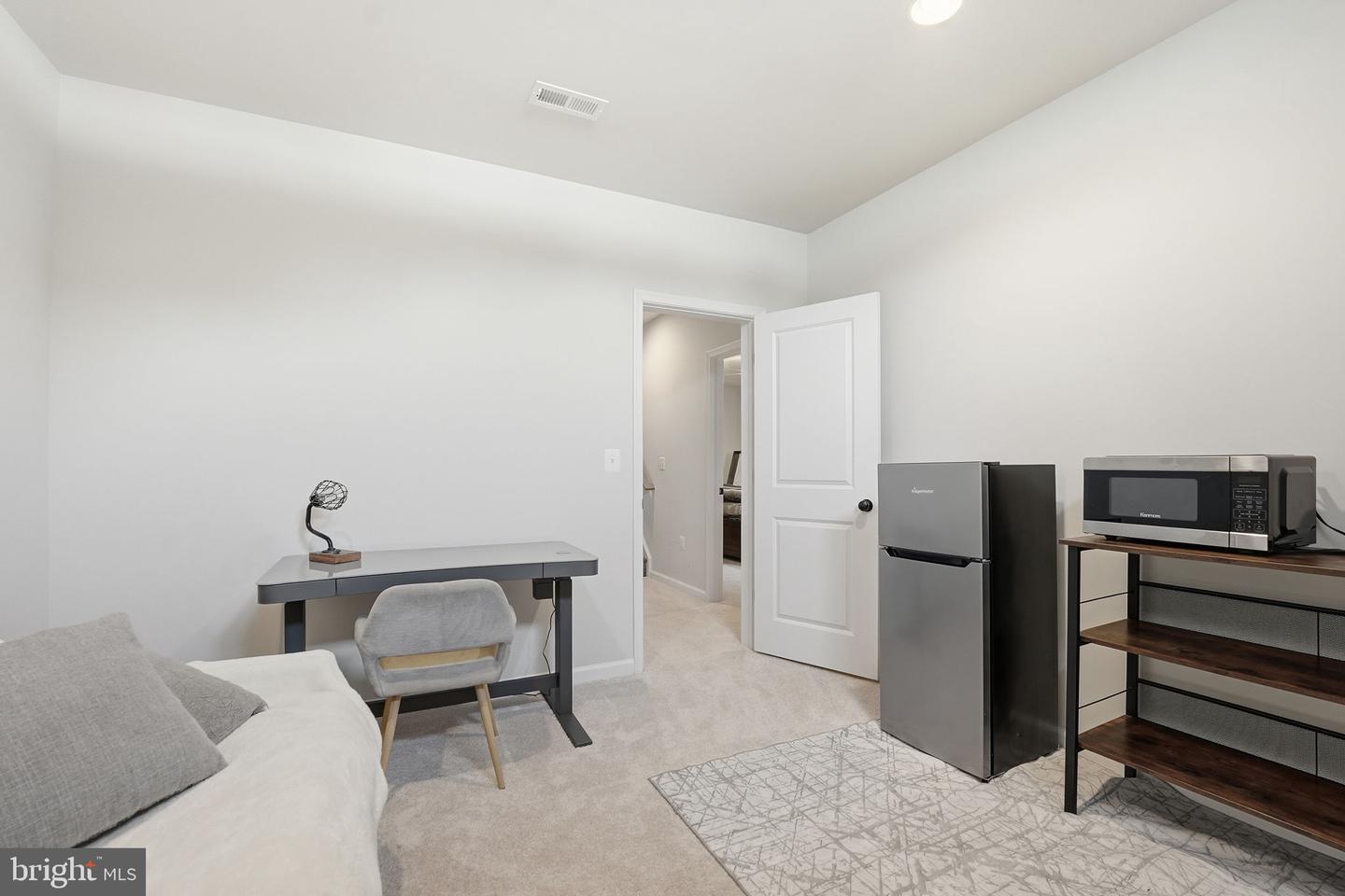 10580 MANLEY RD, NOKESVILLE, Virginia 20181, 5 Bedrooms Bedrooms, ,4 BathroomsBathrooms,Residential,For sale,10580 MANLEY RD,VAPW2111672 MLS # VAPW2111672