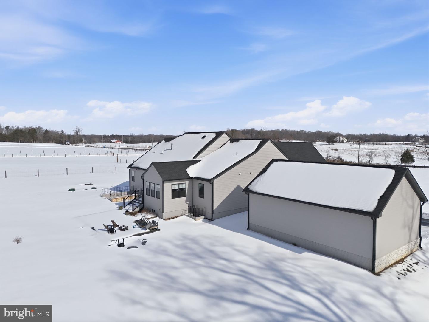 10580 MANLEY RD, NOKESVILLE, Virginia 20181, 5 Bedrooms Bedrooms, ,4 BathroomsBathrooms,Residential,For sale,10580 MANLEY RD,VAPW2111672 MLS # VAPW2111672