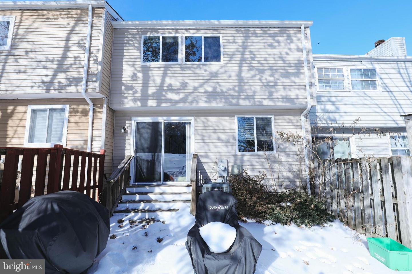 13568 BENTLEY CIR, WOODBRIDGE, Virginia 22192, 3 Bedrooms Bedrooms, ,1 BathroomBathrooms,Residential,For sale,13568 BENTLEY CIR,VAPW2111682 MLS # VAPW2111682