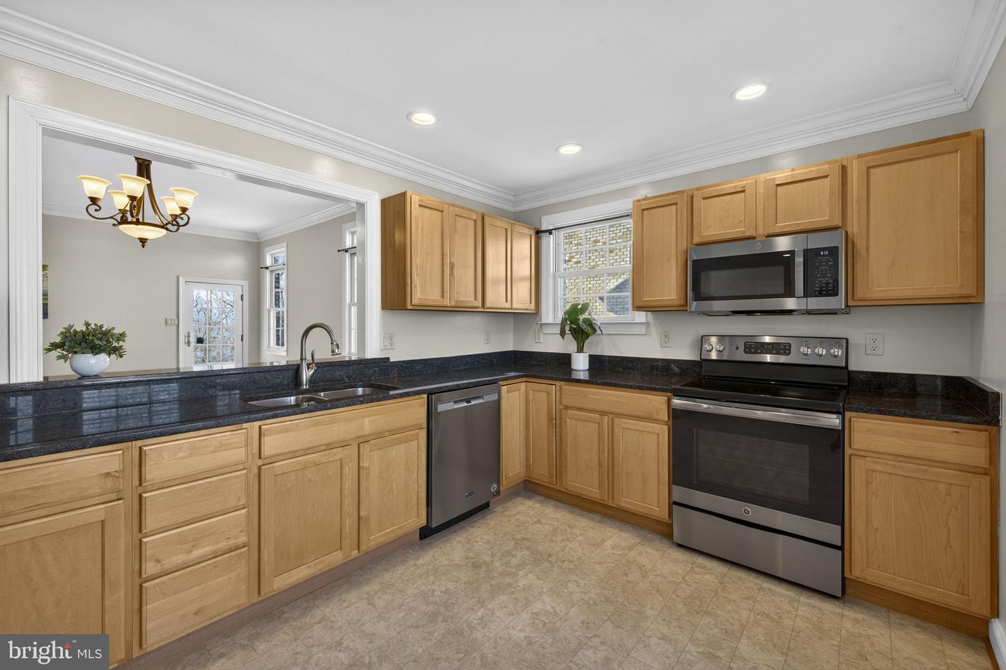 148 DANIEL CT, STRASBURG, Virginia 22657, 3 Bedrooms Bedrooms, ,2 BathroomsBathrooms,Residential,For sale,148 DANIEL CT,VASH2013502 MLS # VASH2013502