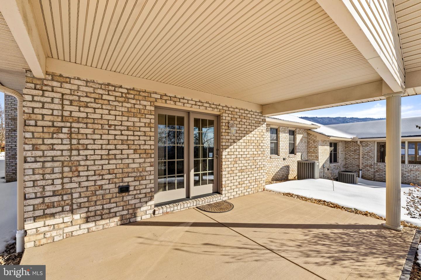 148 DANIEL CT, STRASBURG, Virginia 22657, 3 Bedrooms Bedrooms, ,2 BathroomsBathrooms,Residential,For sale,148 DANIEL CT,VASH2013502 MLS # VASH2013502