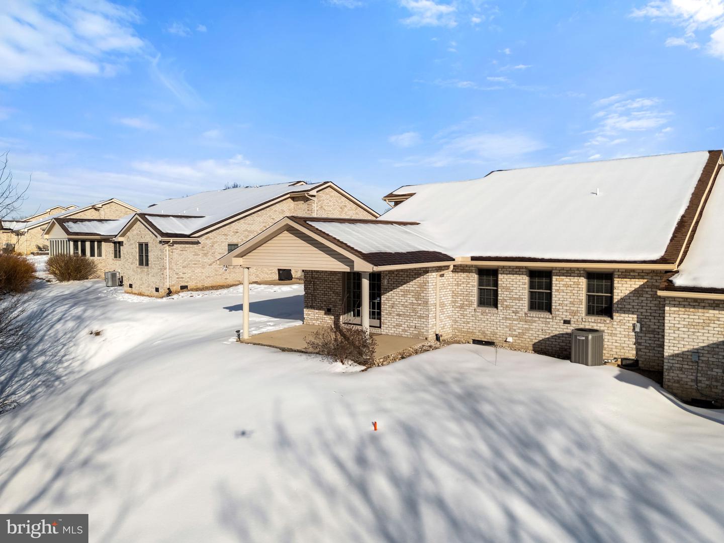 148 DANIEL CT, STRASBURG, Virginia 22657, 3 Bedrooms Bedrooms, ,2 BathroomsBathrooms,Residential,For sale,148 DANIEL CT,VASH2013502 MLS # VASH2013502