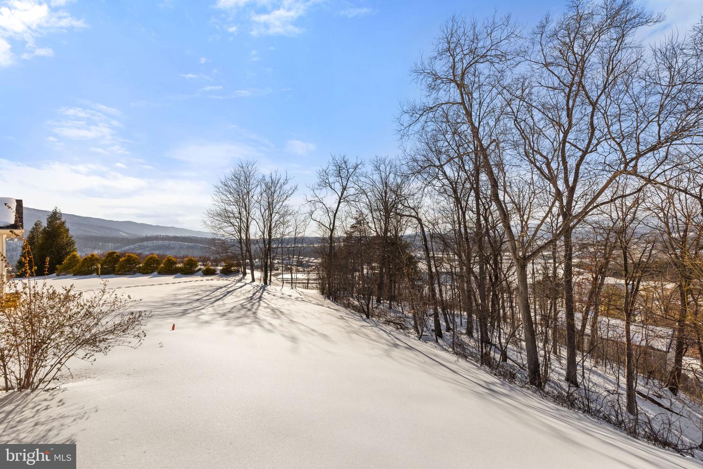 148 DANIEL CT, STRASBURG, Virginia 22657, 3 Bedrooms Bedrooms, ,2 BathroomsBathrooms,Residential,For sale,148 DANIEL CT,VASH2013502 MLS # VASH2013502