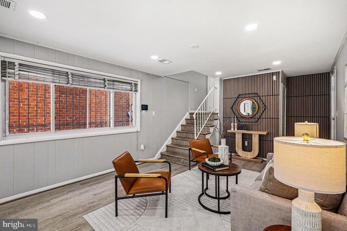 2402 24TH ST SE, WASHINGTON, District Of Columbia 20020, 3 Bedrooms Bedrooms, 6 Rooms Rooms,2 BathroomsBathrooms,Residential,For sale,2402 24TH ST SE,DCDC2244416 MLS # DCDC2244416