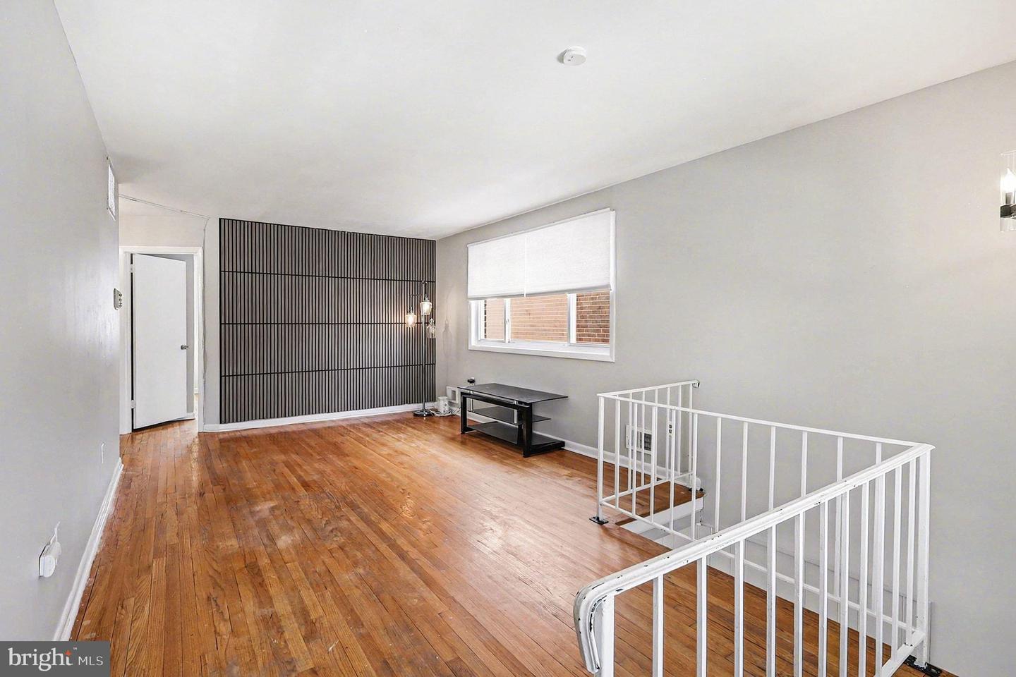 2402 24TH ST SE, WASHINGTON, District Of Columbia 20020, 3 Bedrooms Bedrooms, 6 Rooms Rooms,2 BathroomsBathrooms,Residential,For sale,2402 24TH ST SE,DCDC2244416 MLS # DCDC2244416