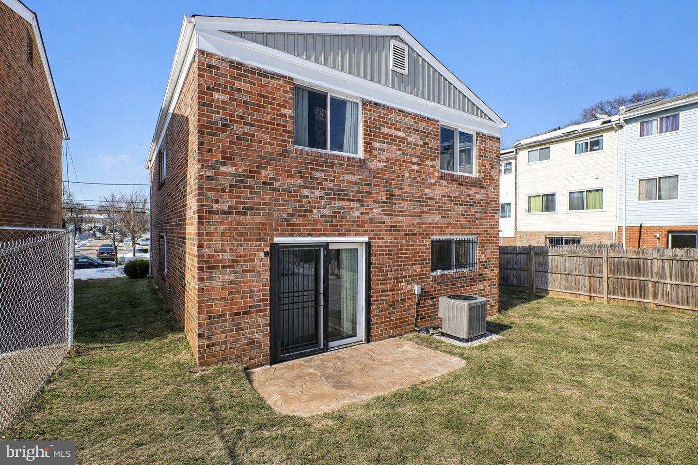 2402 24TH ST SE, WASHINGTON, District Of Columbia 20020, 3 Bedrooms Bedrooms, 6 Rooms Rooms,2 BathroomsBathrooms,Residential,For sale,2402 24TH ST SE,DCDC2244416 MLS # DCDC2244416