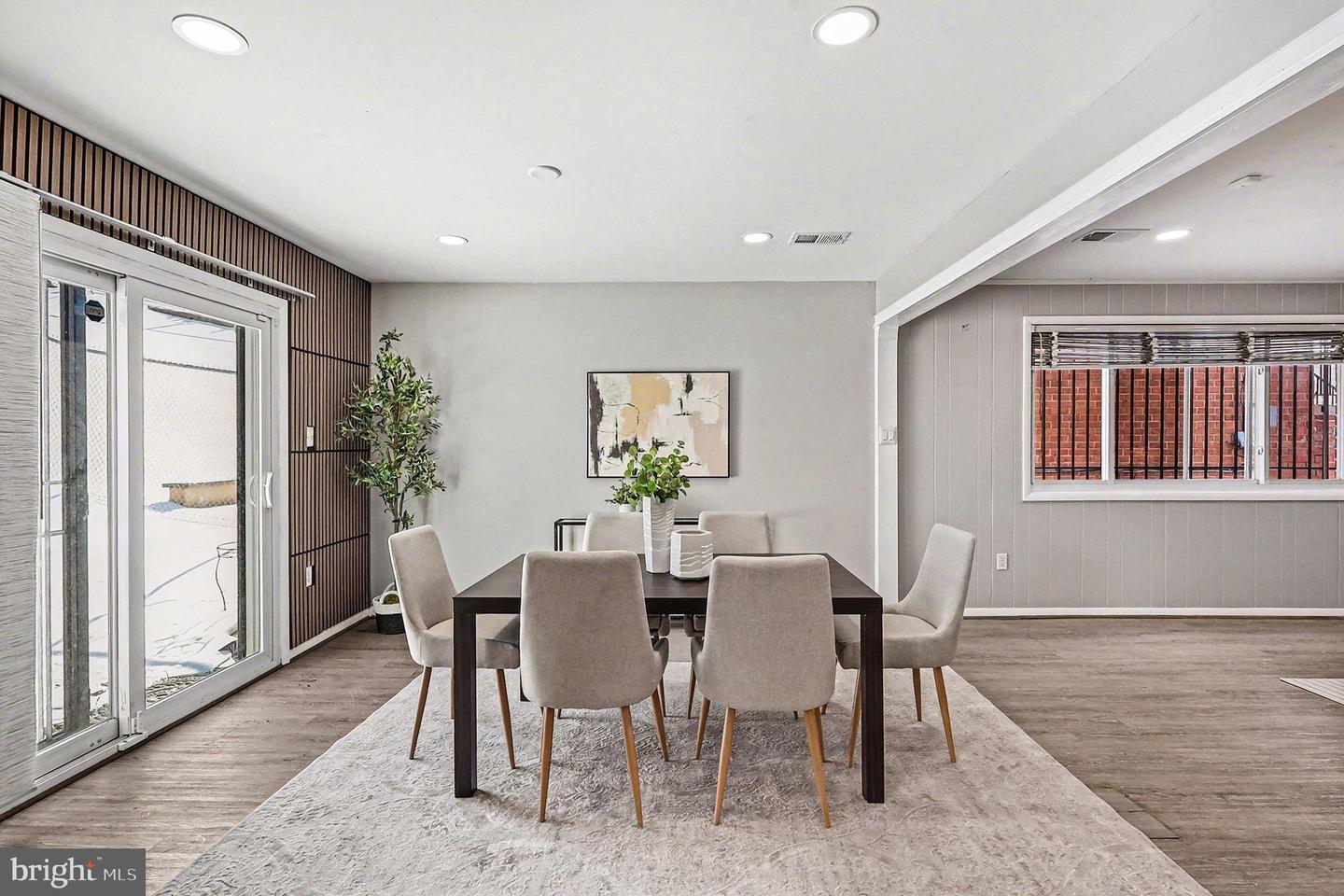 2402 24TH ST SE, WASHINGTON, District Of Columbia 20020, 3 Bedrooms Bedrooms, 6 Rooms Rooms,2 BathroomsBathrooms,Residential,For sale,2402 24TH ST SE,DCDC2244416 MLS # DCDC2244416