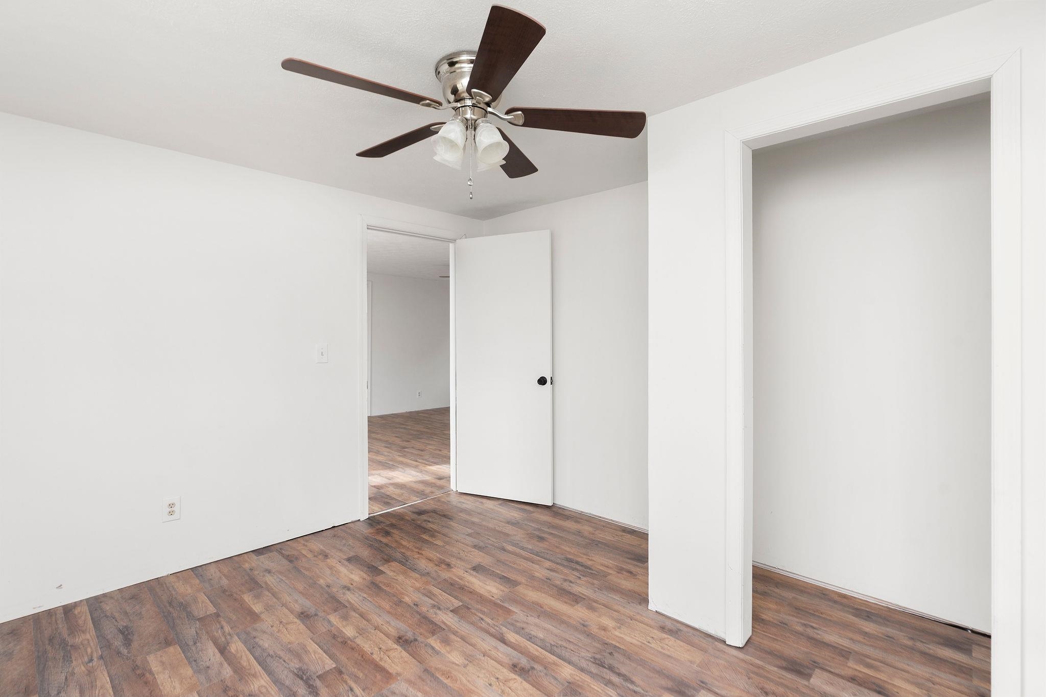 2594 LEE JACKSON HWY, STAUNTON, Virginia 24401, ,Commercial,2594 LEE JACKSON HWY,672079 MLS # 672079