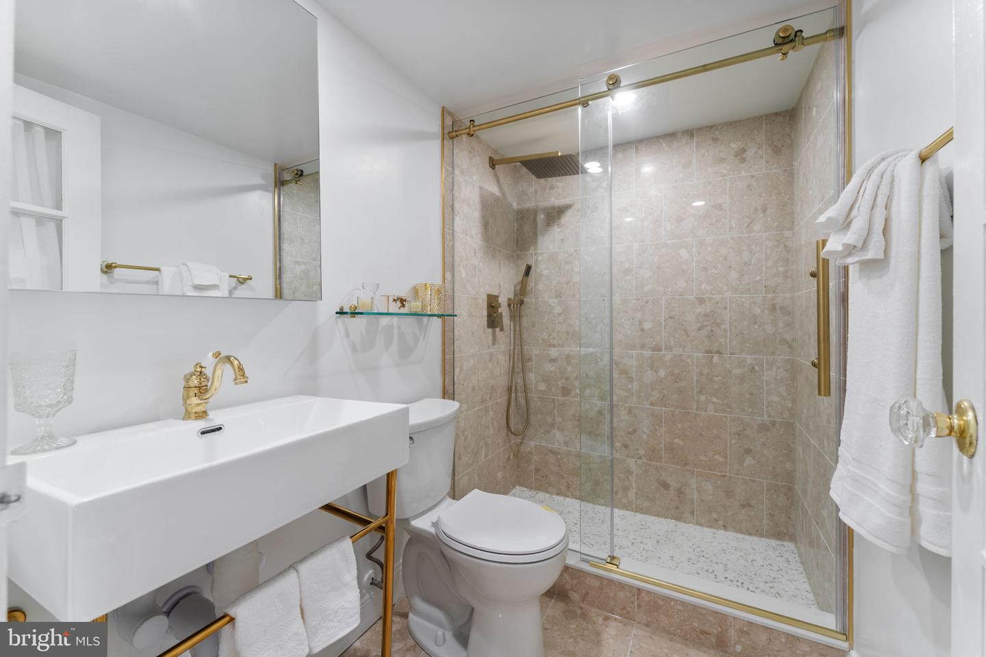 3315 WISCONSIN AVE NW #707, WASHINGTON, District Of Columbia 20016, 2 Bedrooms Bedrooms, ,1 BathroomBathrooms,Residential,For sale,3315 WISCONSIN AVE NW #707,DCDC2244434 MLS # DCDC2244434