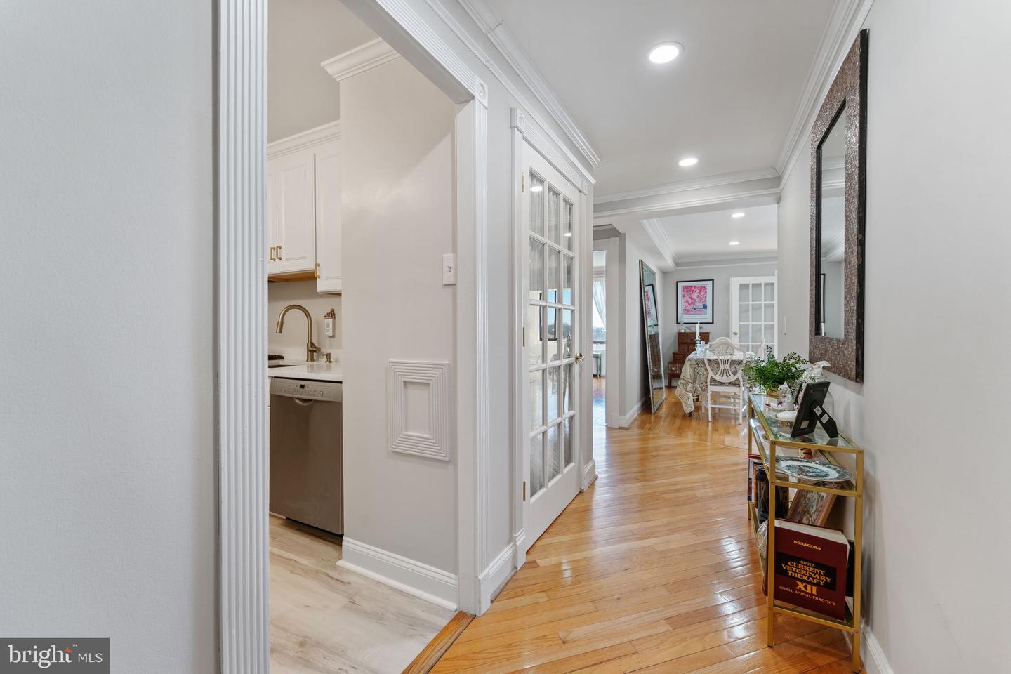 3315 WISCONSIN AVE NW #707, WASHINGTON, District Of Columbia 20016, 2 Bedrooms Bedrooms, ,1 BathroomBathrooms,Residential,For sale,3315 WISCONSIN AVE NW #707,DCDC2244434 MLS # DCDC2244434