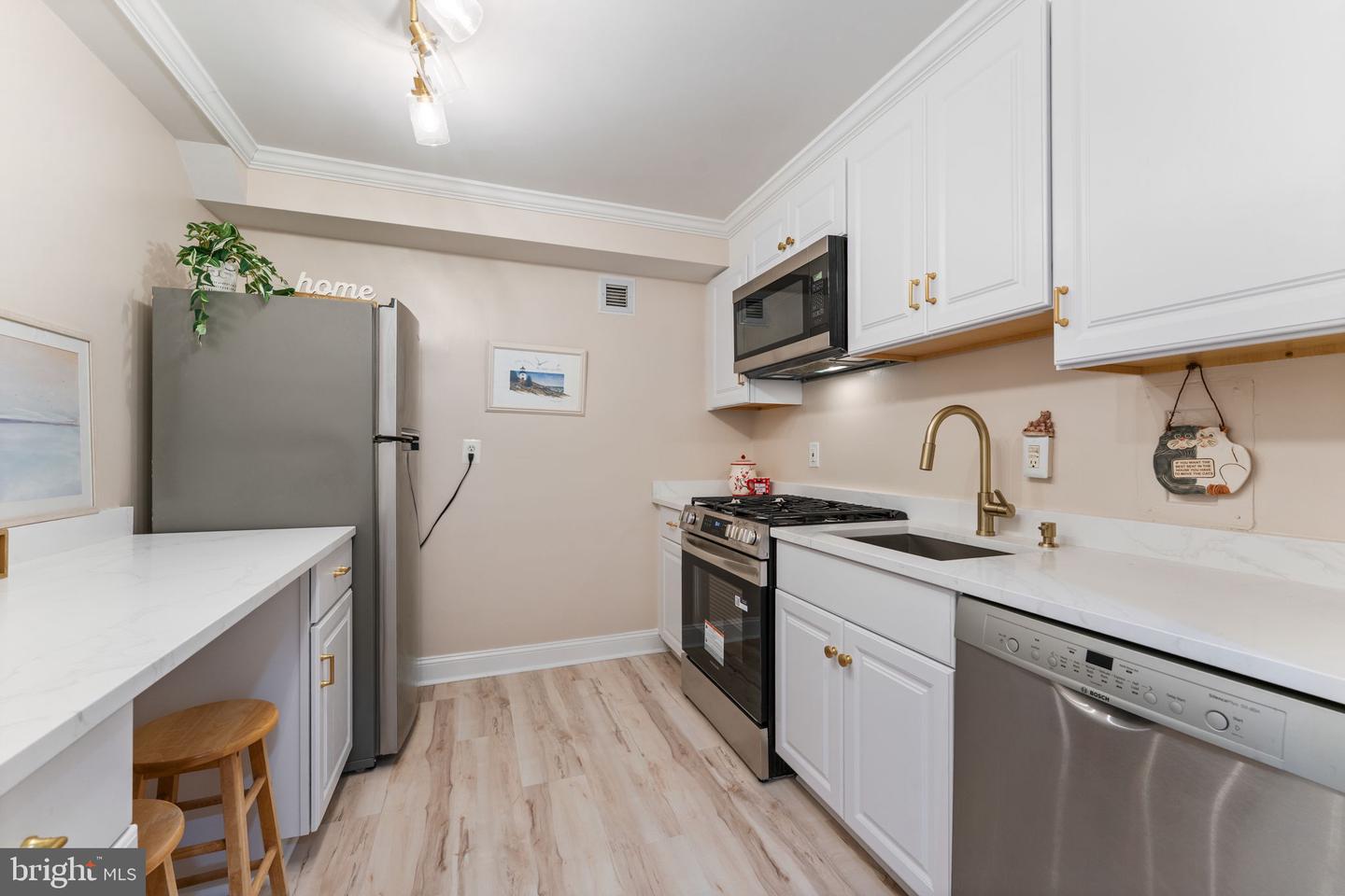 3315 WISCONSIN AVE NW #707, WASHINGTON, District Of Columbia 20016, 2 Bedrooms Bedrooms, ,1 BathroomBathrooms,Residential,For sale,3315 WISCONSIN AVE NW #707,DCDC2244434 MLS # DCDC2244434