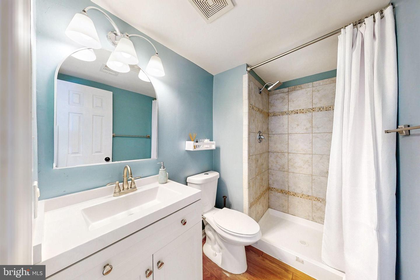 2104 MALEADY DR, HERNDON, Virginia 20170, 6 Bedrooms Bedrooms, 14 Rooms Rooms,3 BathroomsBathrooms,Residential,For sale,2104 MALEADY DR,VAFX2288822 MLS # VAFX2288822