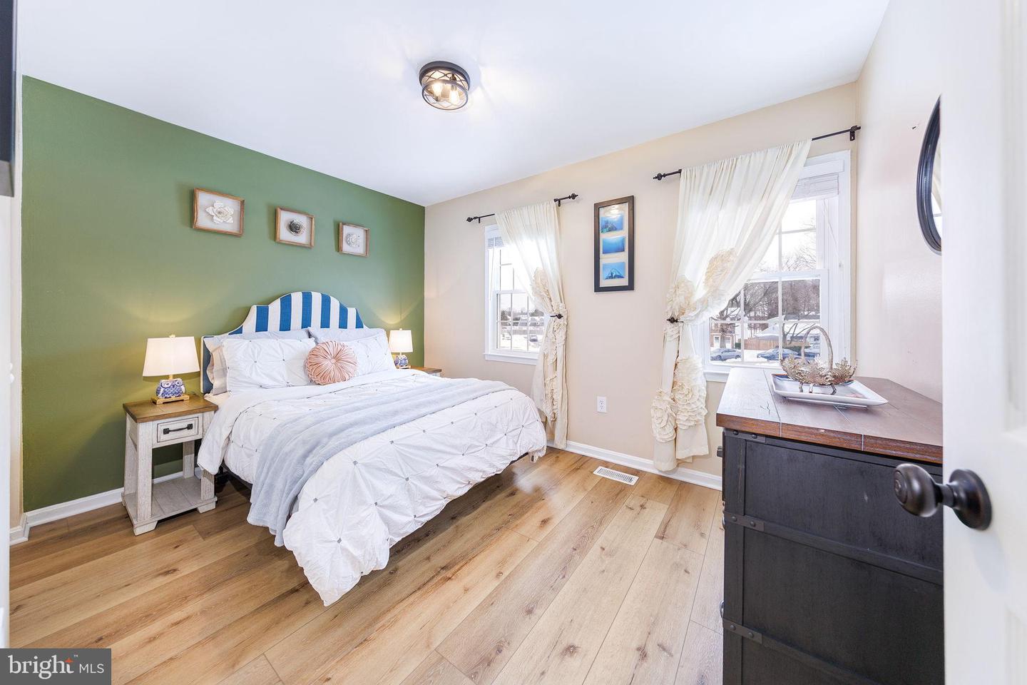 2104 MALEADY DR, HERNDON, Virginia 20170, 6 Bedrooms Bedrooms, 14 Rooms Rooms,3 BathroomsBathrooms,Residential,For sale,2104 MALEADY DR,VAFX2288822 MLS # VAFX2288822