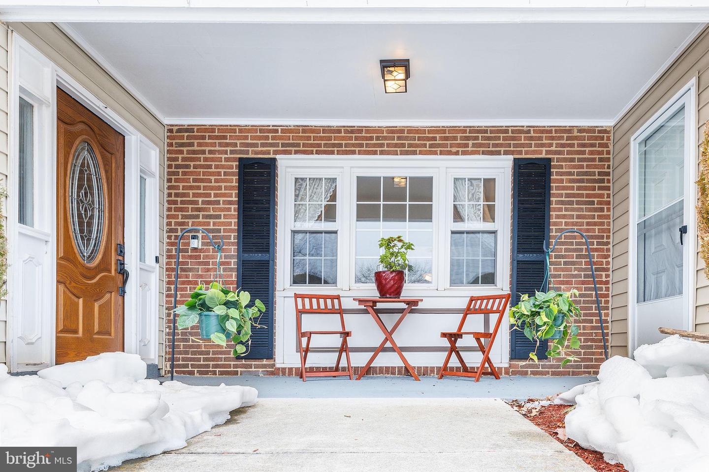 2104 MALEADY DR, HERNDON, Virginia 20170, 6 Bedrooms Bedrooms, 14 Rooms Rooms,3 BathroomsBathrooms,Residential,For sale,2104 MALEADY DR,VAFX2288822 MLS # VAFX2288822