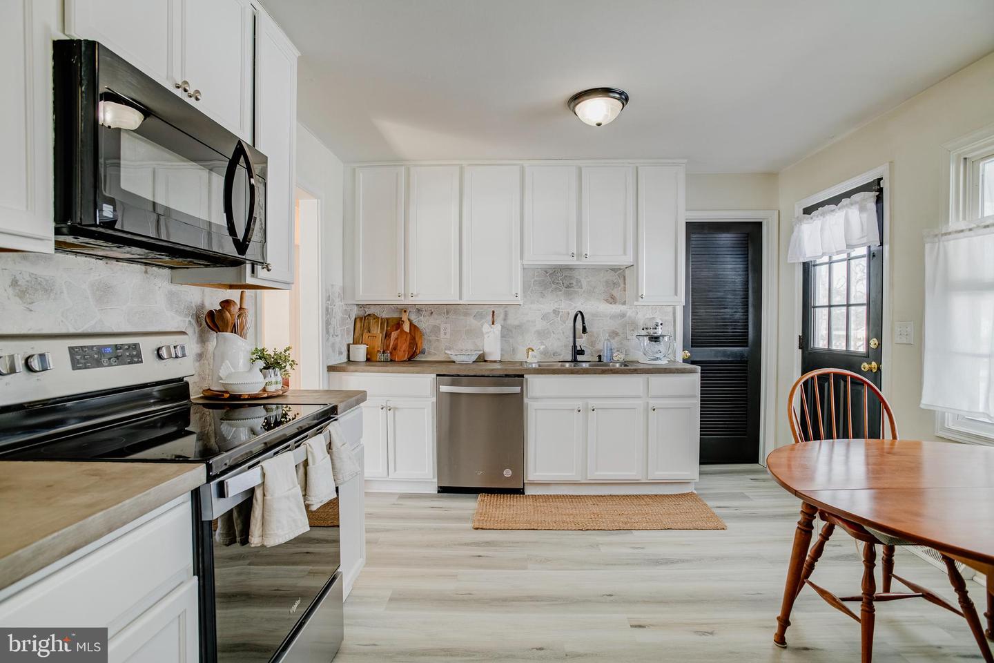 12259 RANDLE LN, CULPEPER, Virginia 22701, 3 Bedrooms Bedrooms, ,2 BathroomsBathrooms,Residential,For sale,12259 RANDLE LN,VACU2012600 MLS # VACU2012600