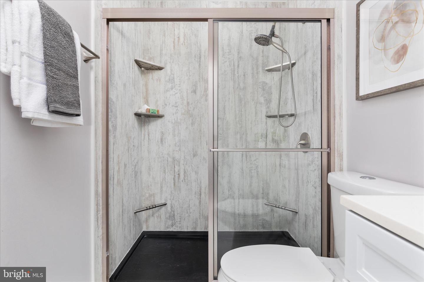 2792 BRIER POND CIR, WOODBRIDGE, Virginia 22191, 3 Bedrooms Bedrooms, ,2 BathroomsBathrooms,Residential,For sale,2792 BRIER POND CIR,VAPW2111810 MLS # VAPW2111810